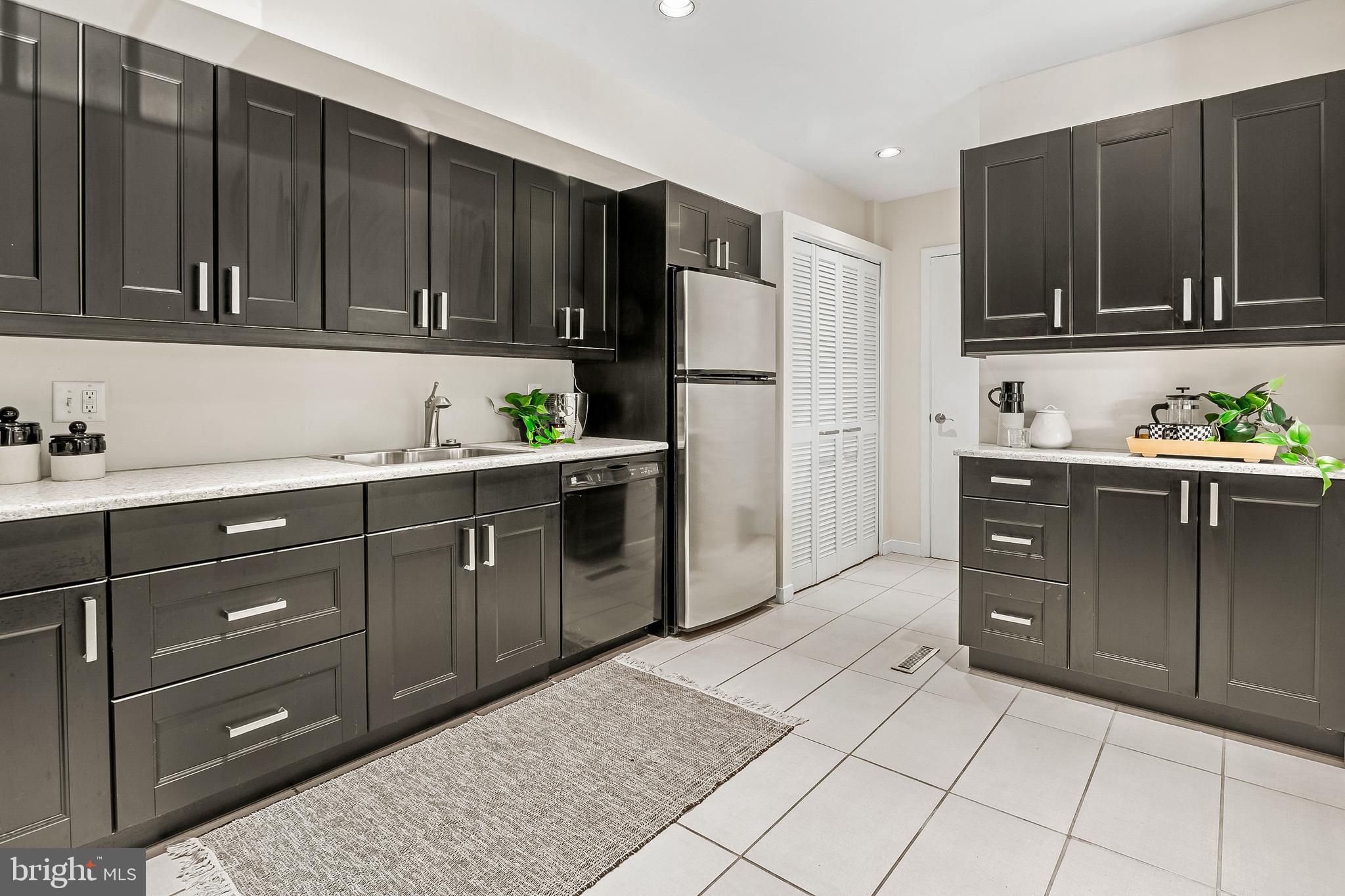 STEVENSON VILLAGE - Residential