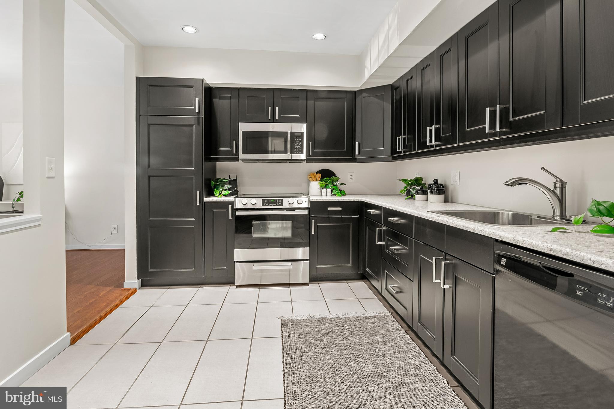 STEVENSON VILLAGE - Residential