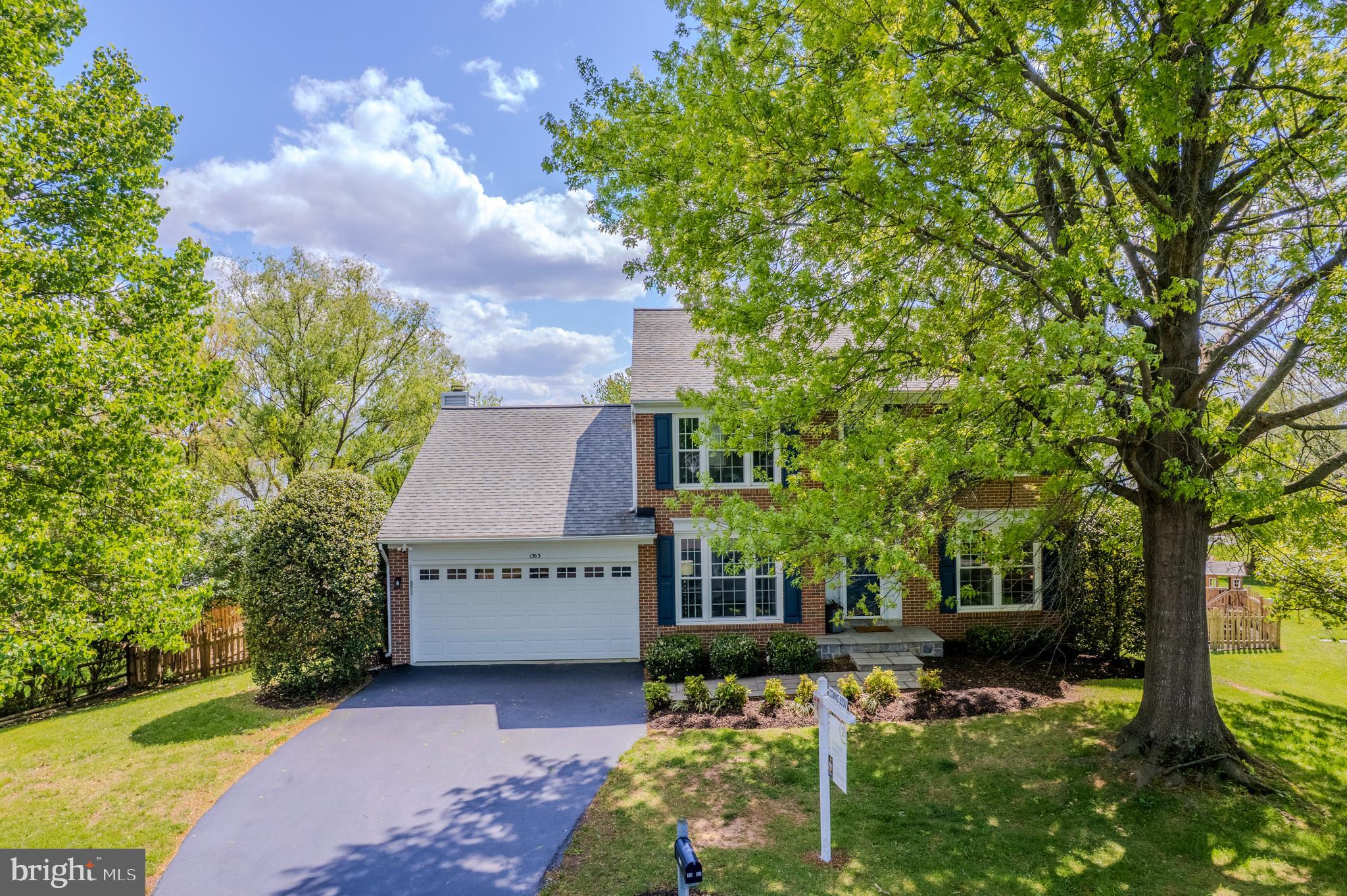 POTOMAC CROSSING - Residential