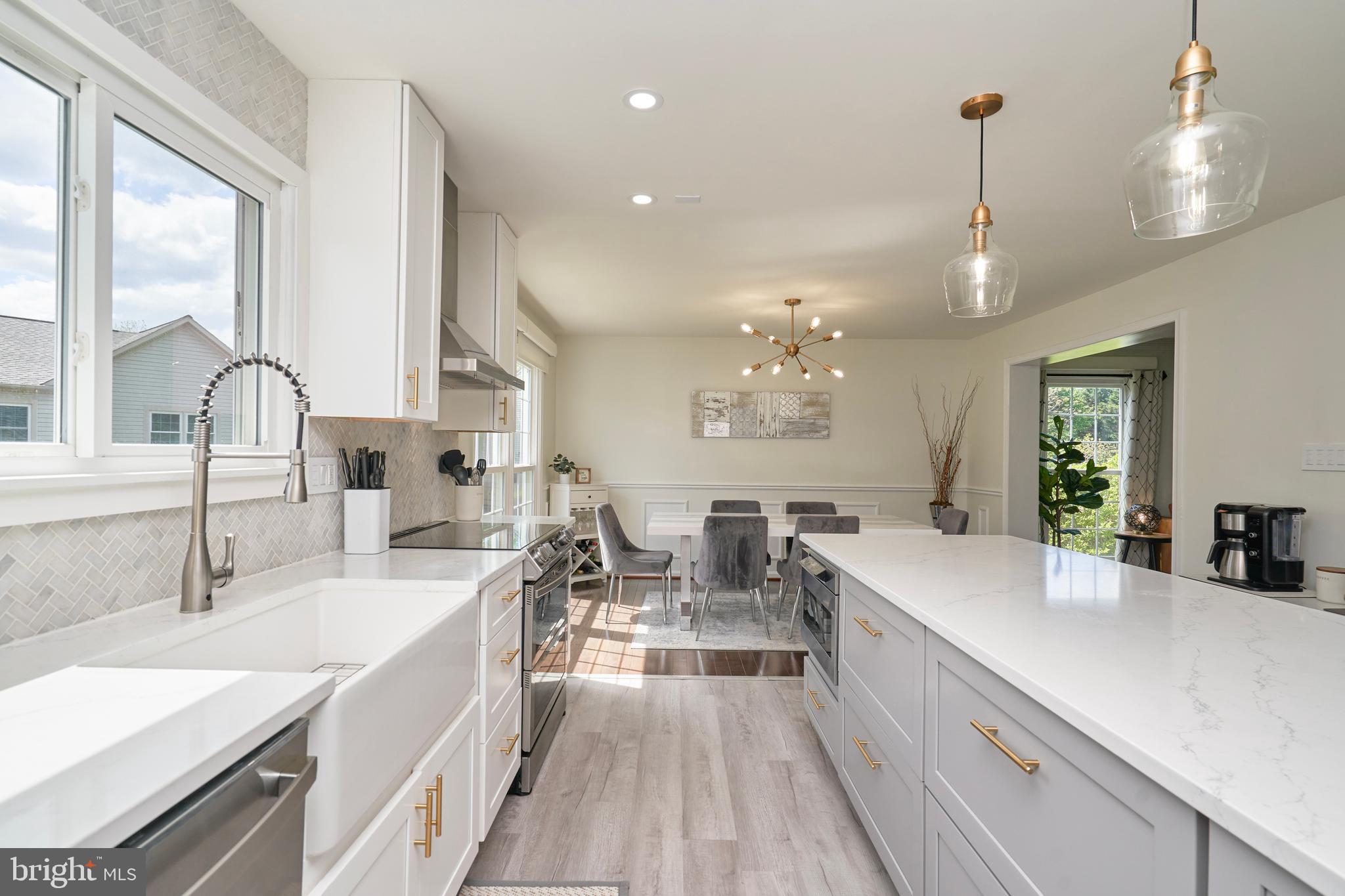 POTOMAC CROSSING - Residential