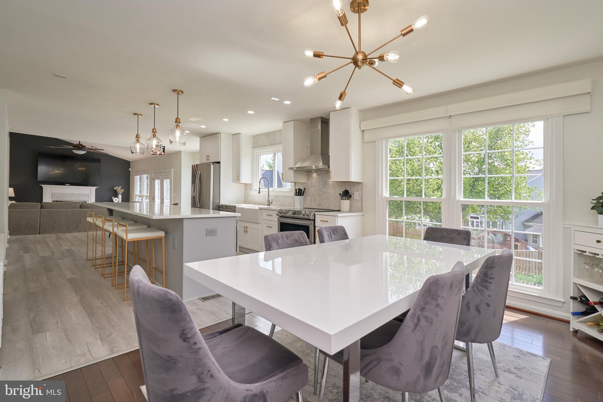 POTOMAC CROSSING - Residential