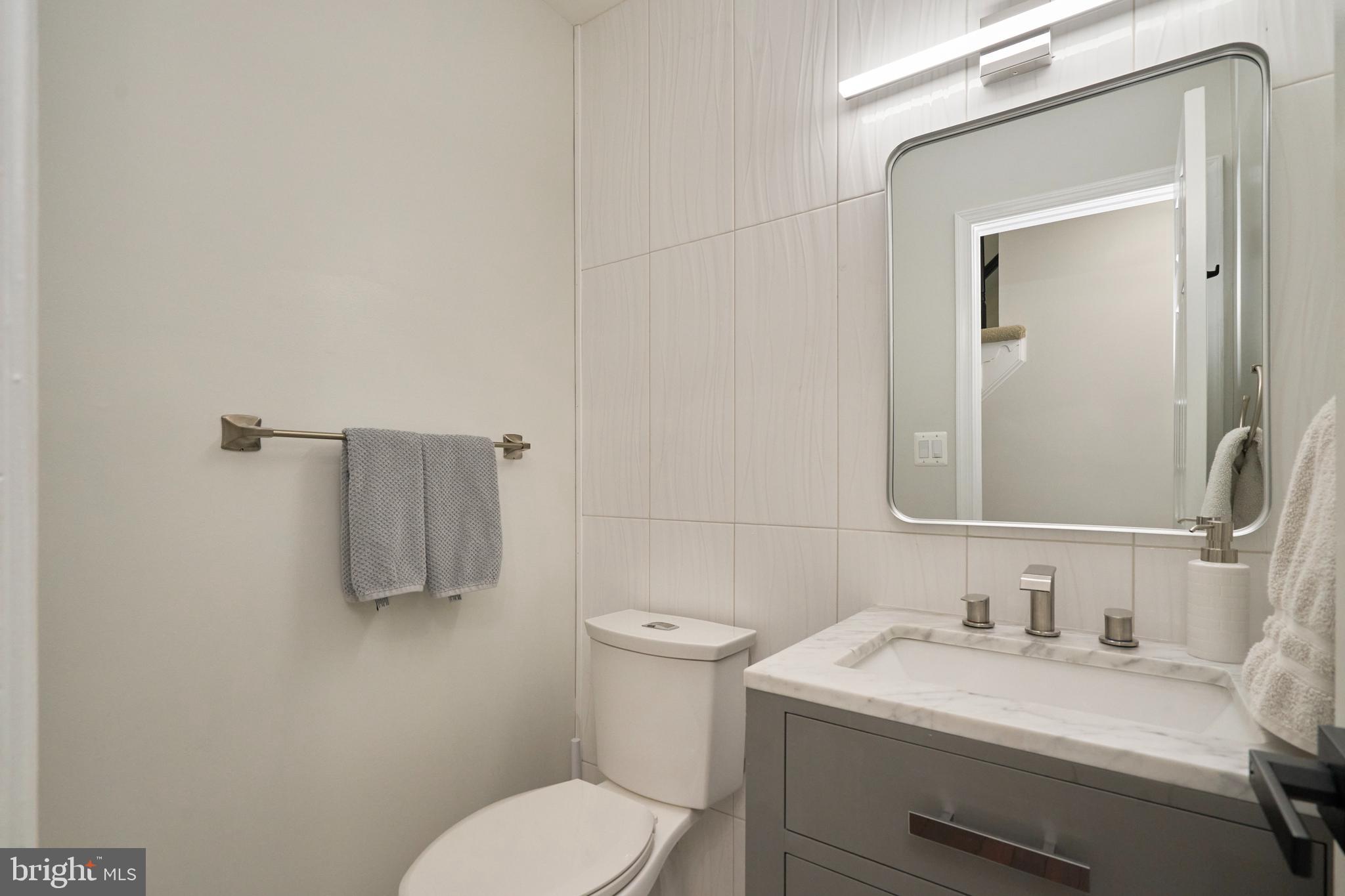POTOMAC CROSSING - Residential