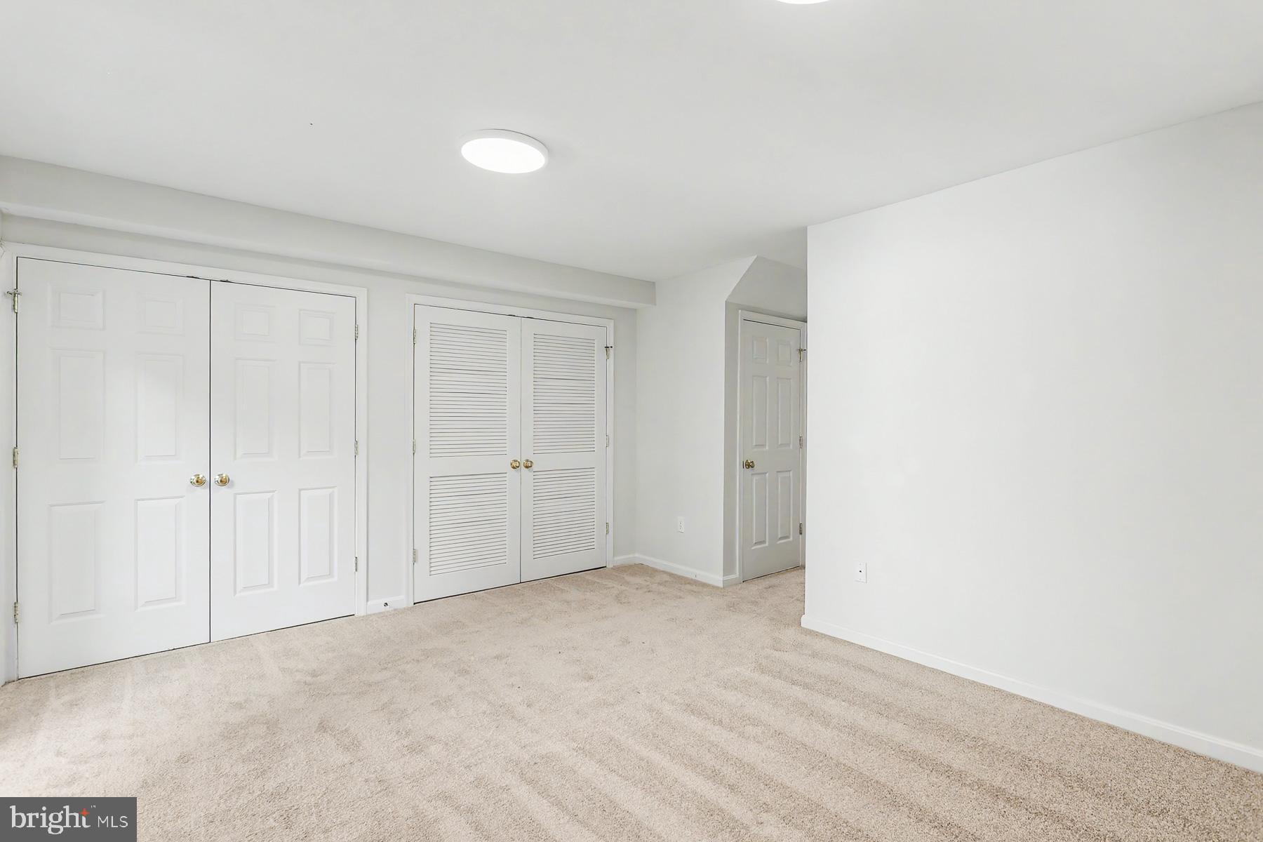 BISCAYNE WOODS - Residential