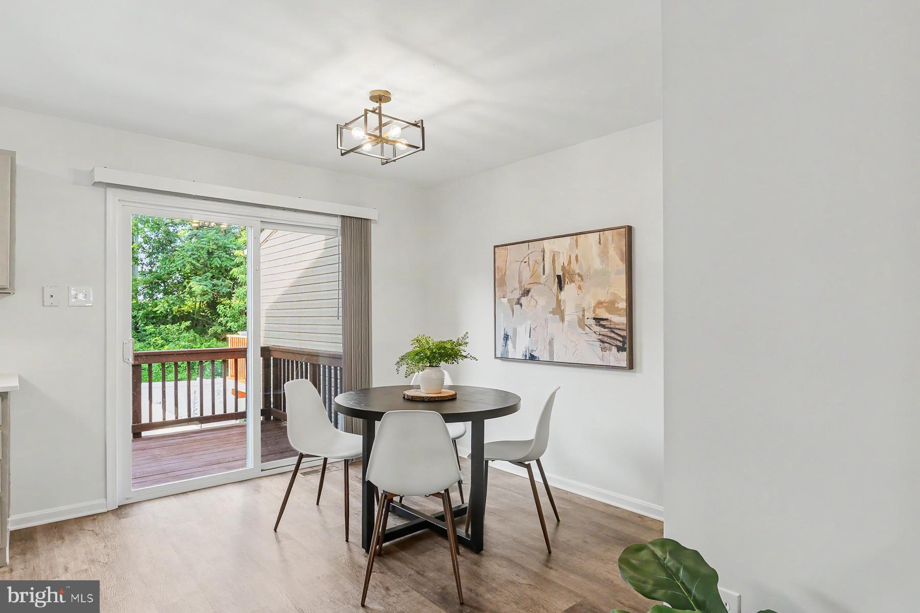 BISCAYNE WOODS - Residential