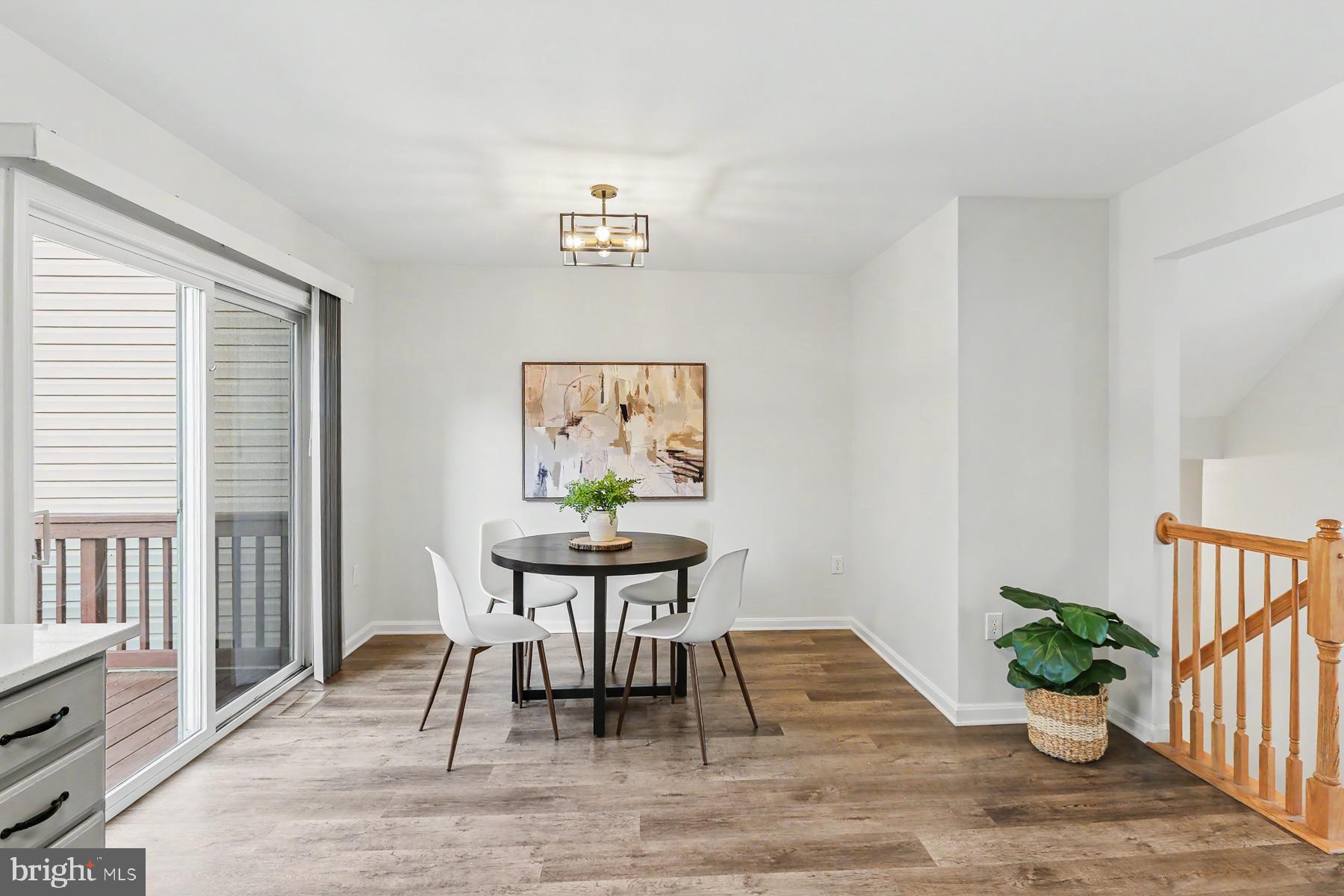 BISCAYNE WOODS - Residential
