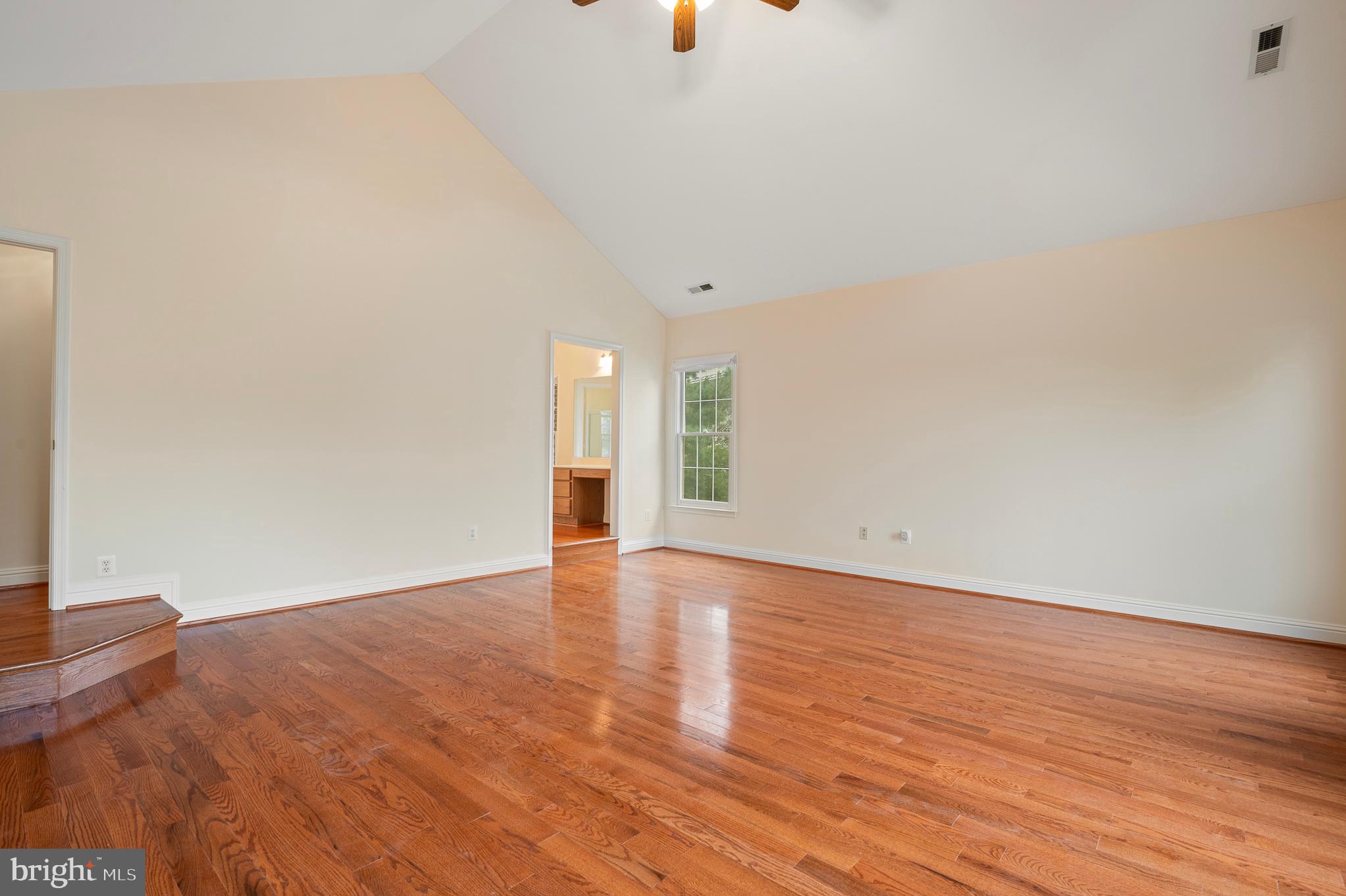 POTOMAC GLEN - Residential