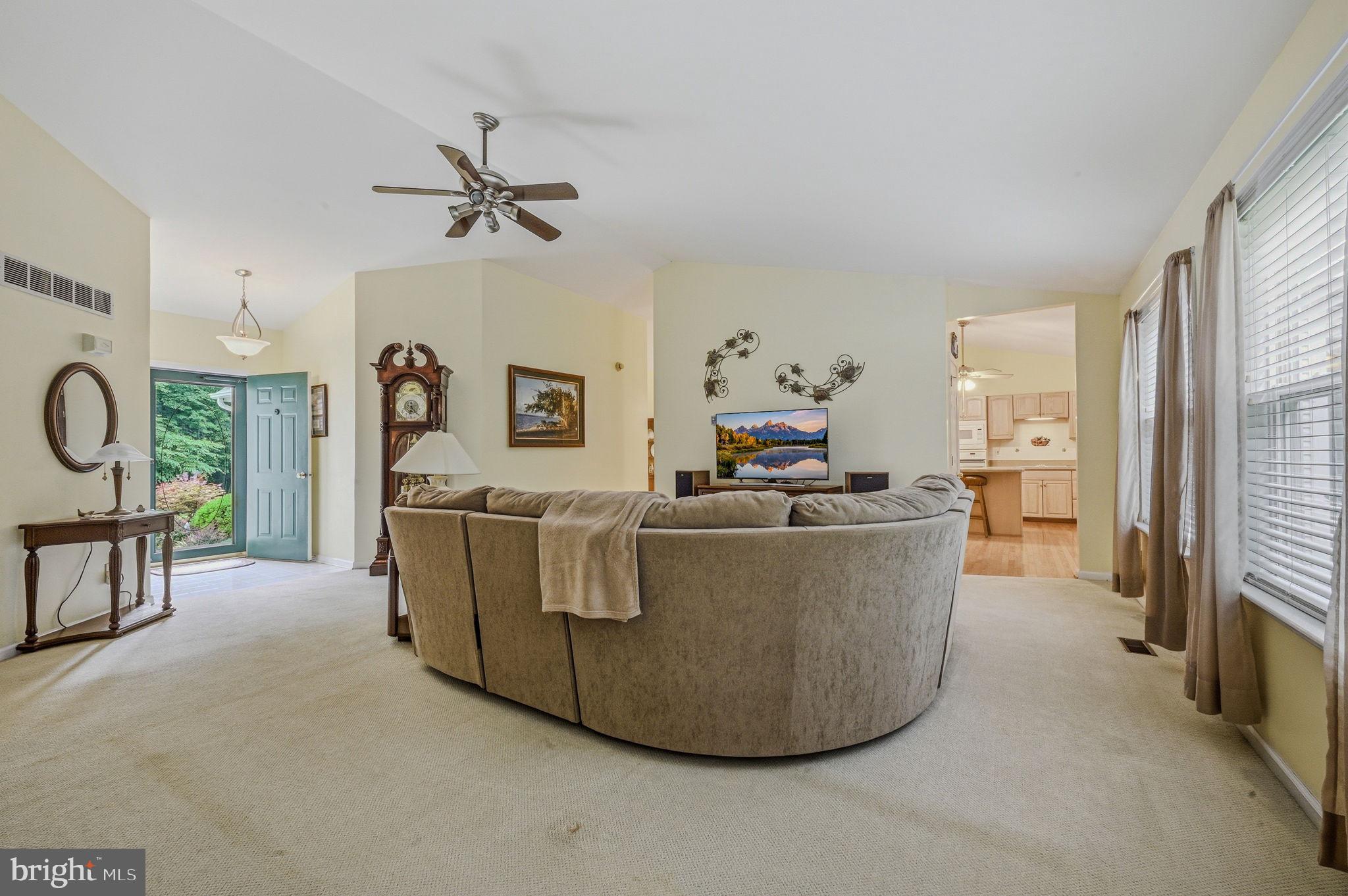 CHANDELEUR WOODS - Residential