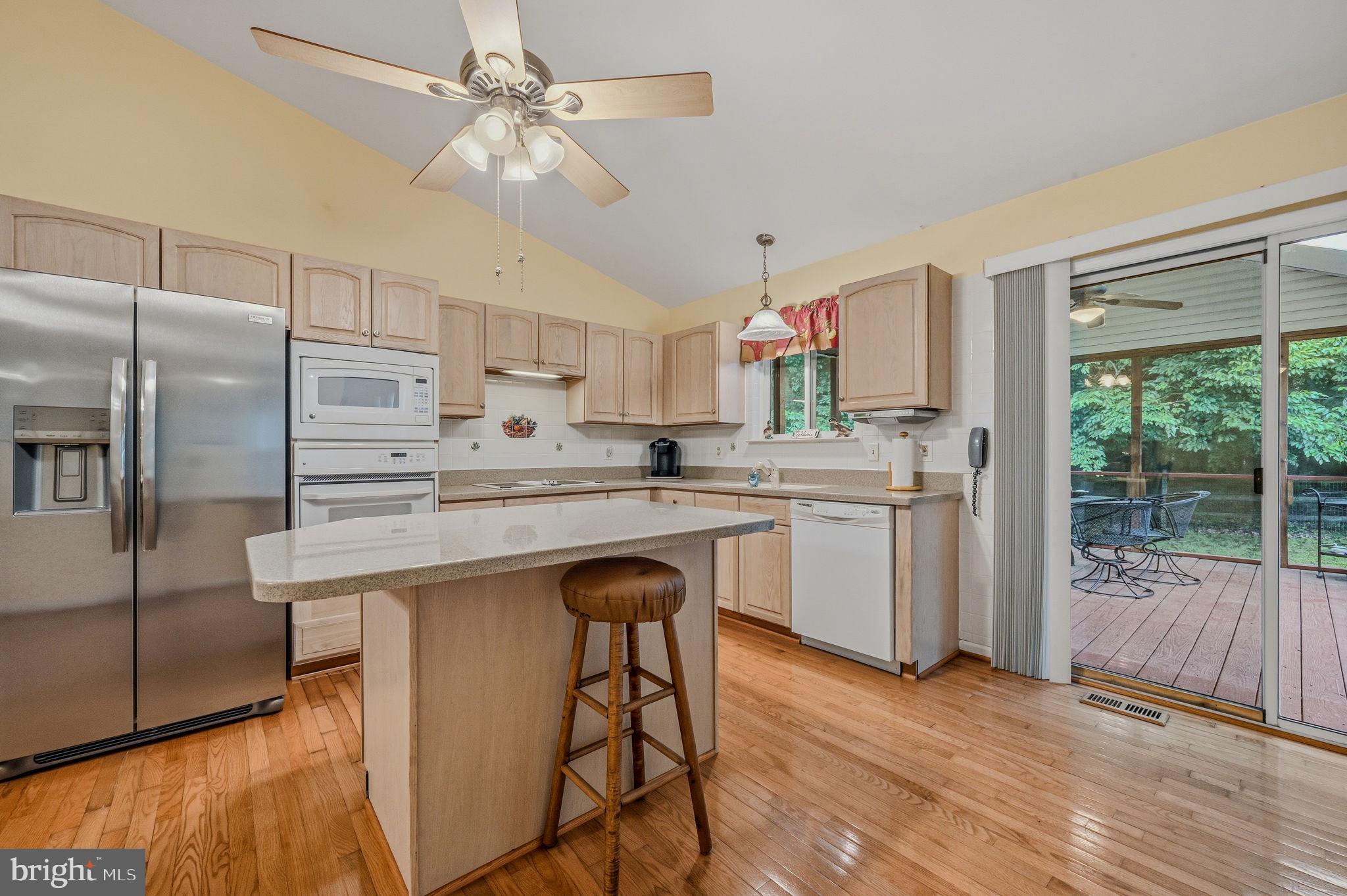 CHANDELEUR WOODS - Residential