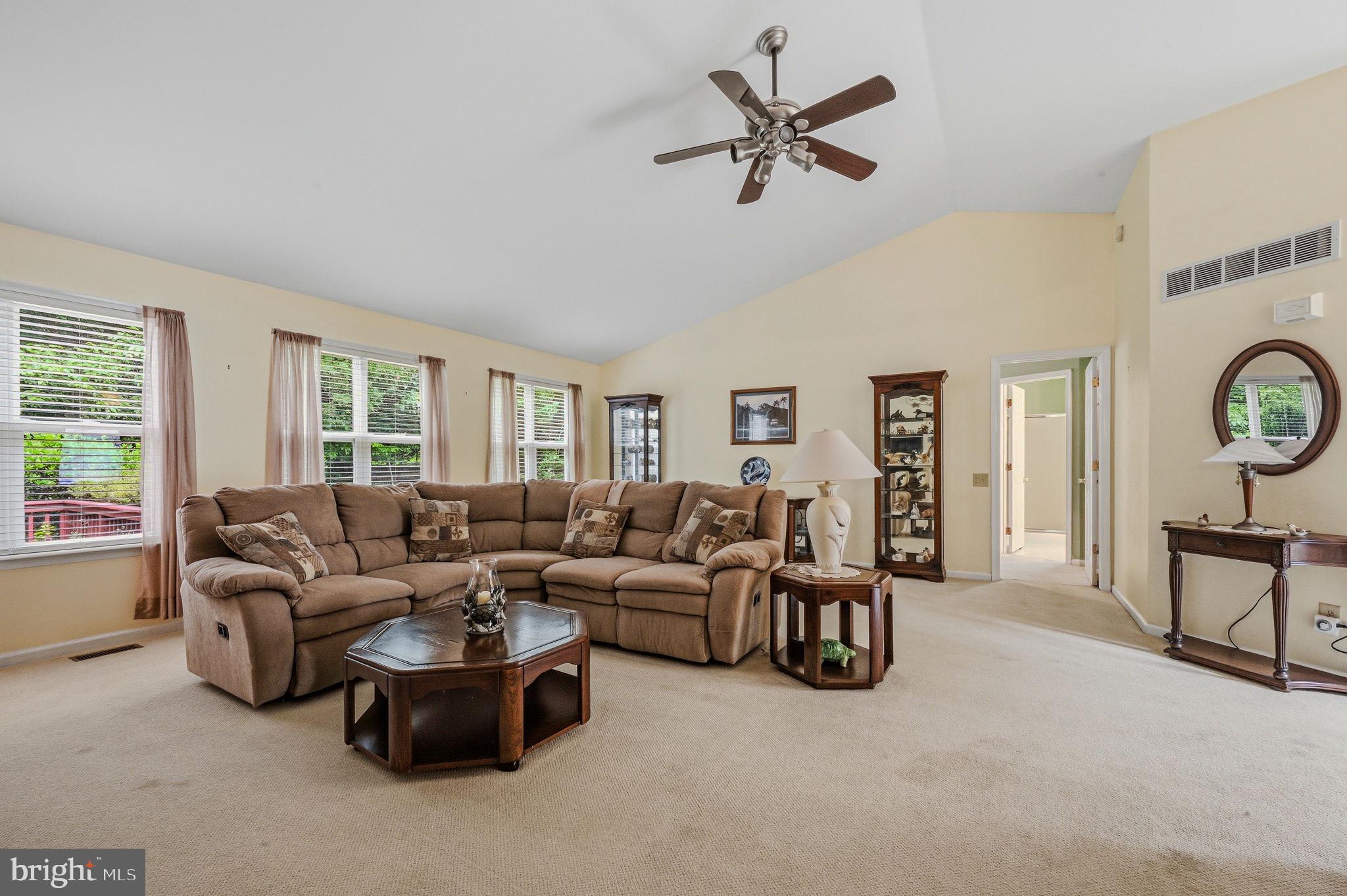 CHANDELEUR WOODS - Residential