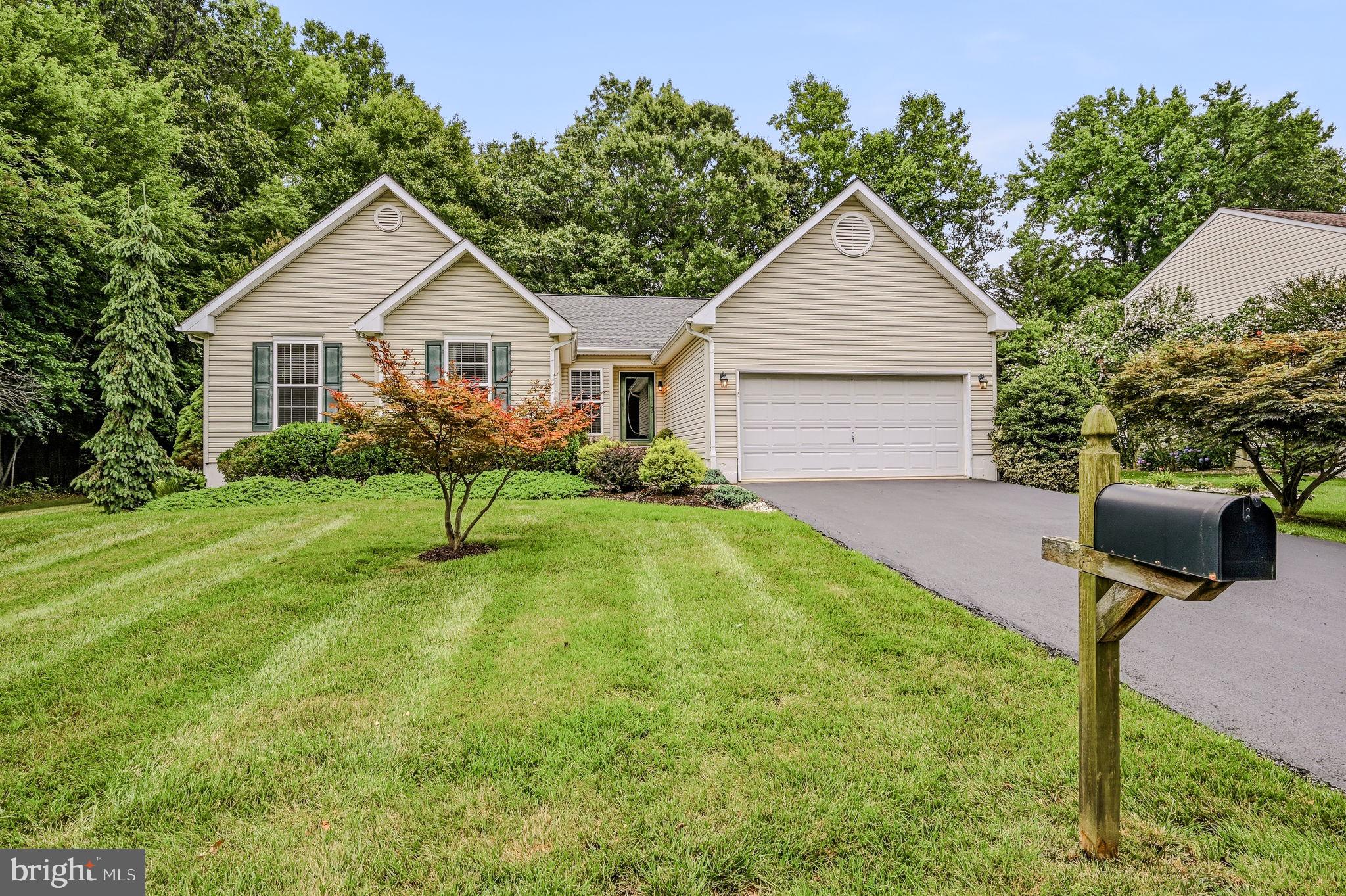 CHANDELEUR WOODS - Residential