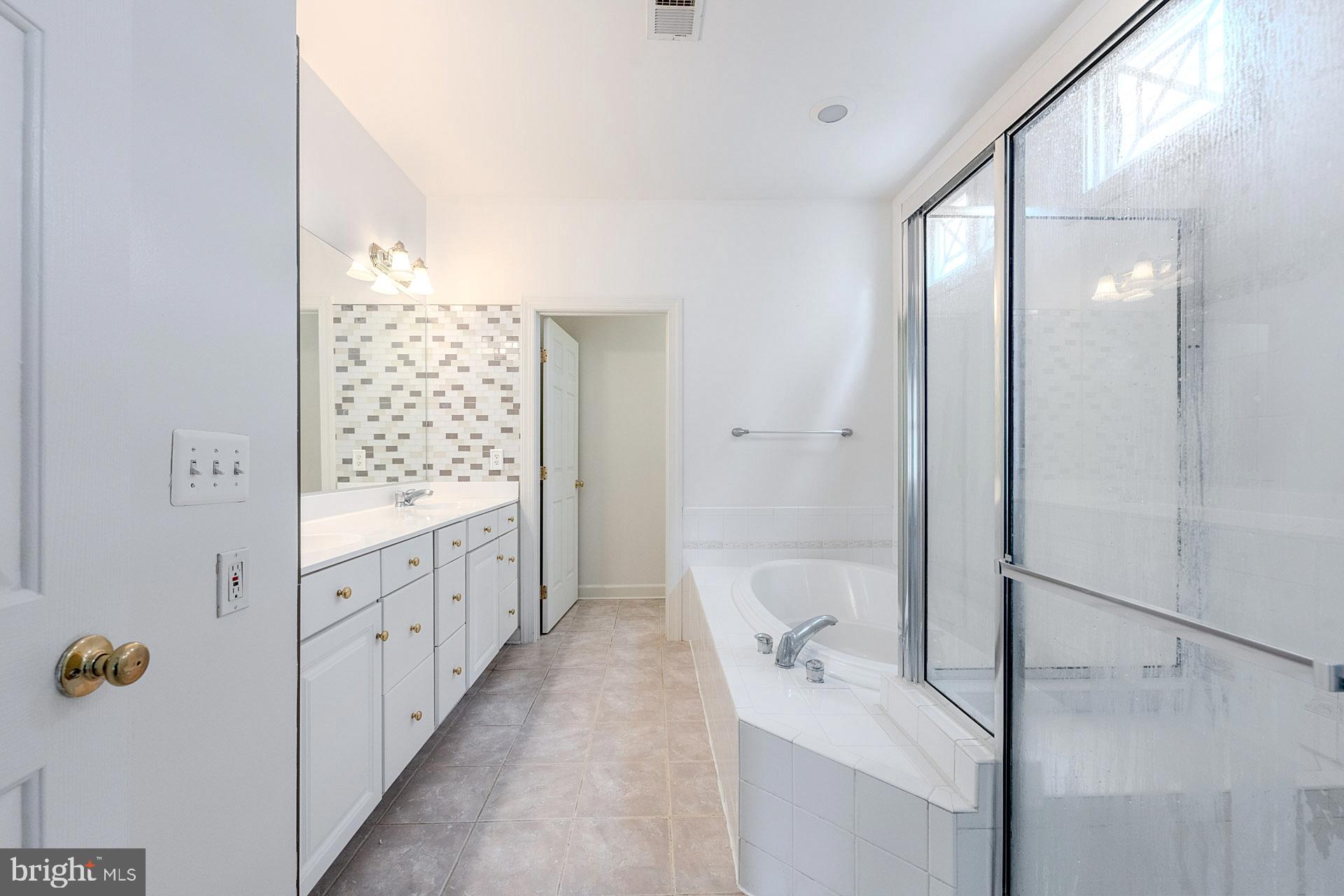 LORTON STATION - Residential
