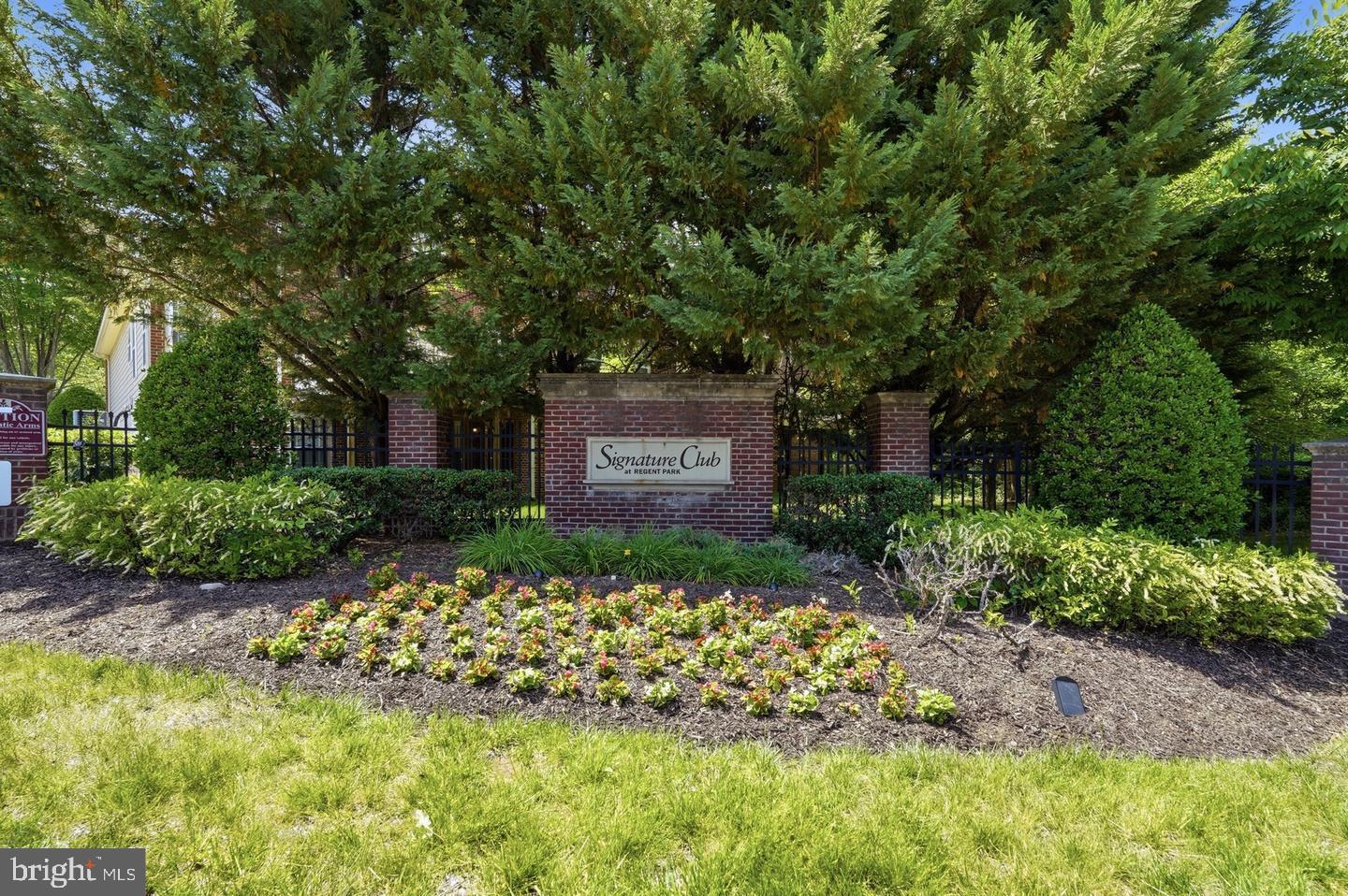 REGENT PARK - Residential
