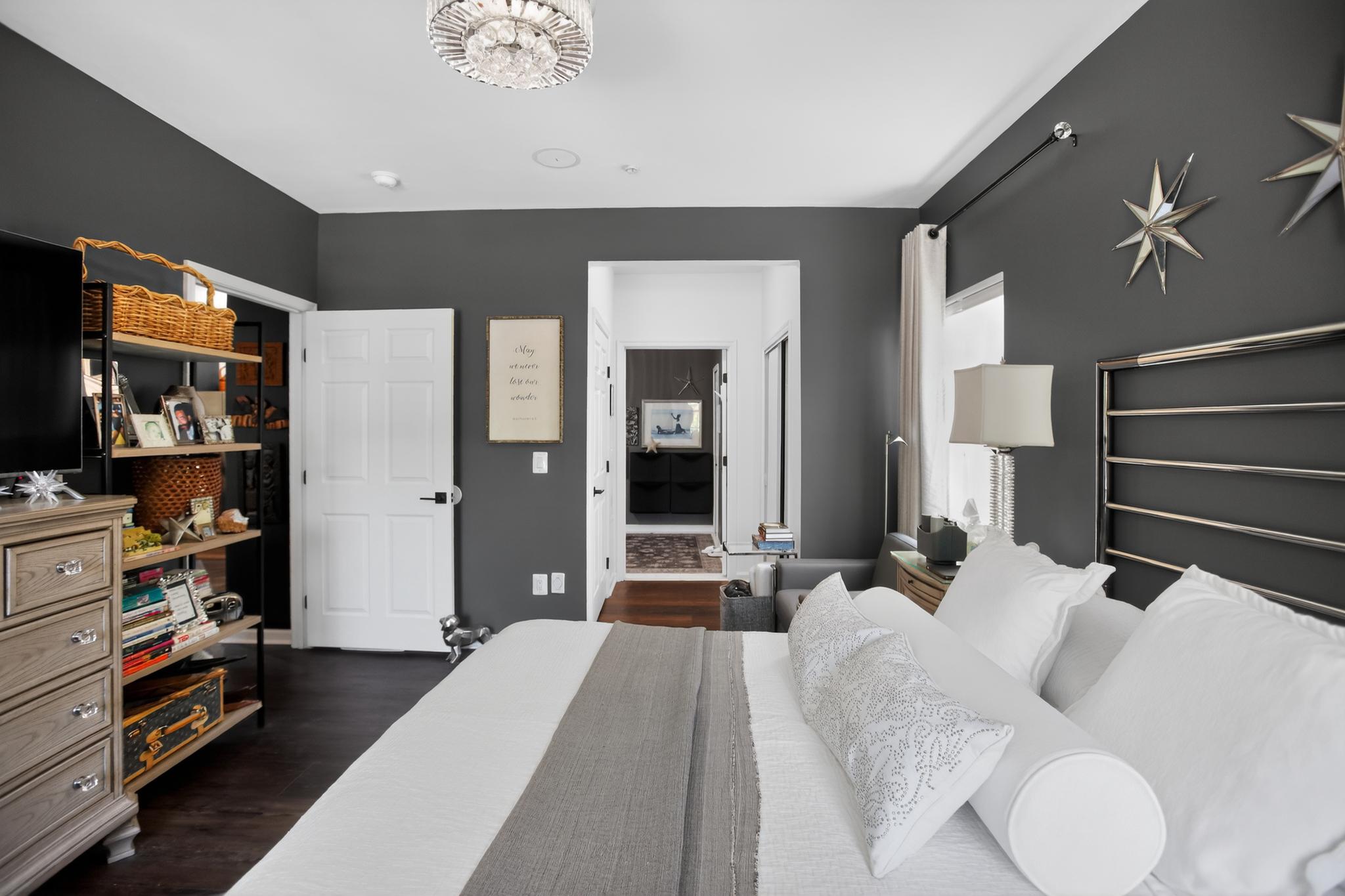 REGENT PARK - Residential