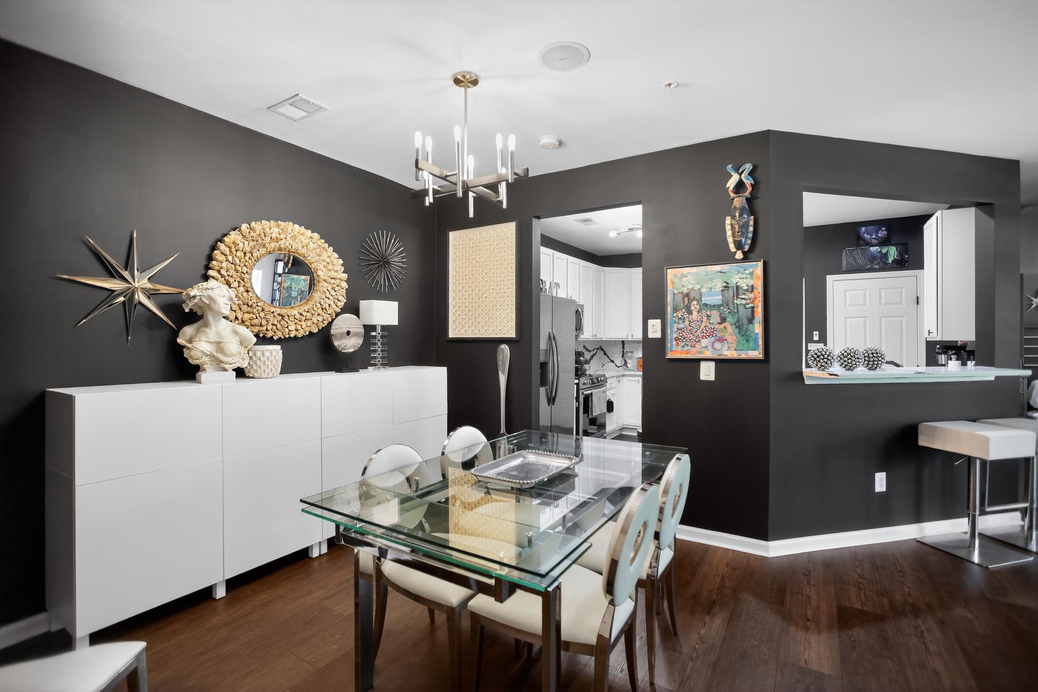 REGENT PARK - Residential