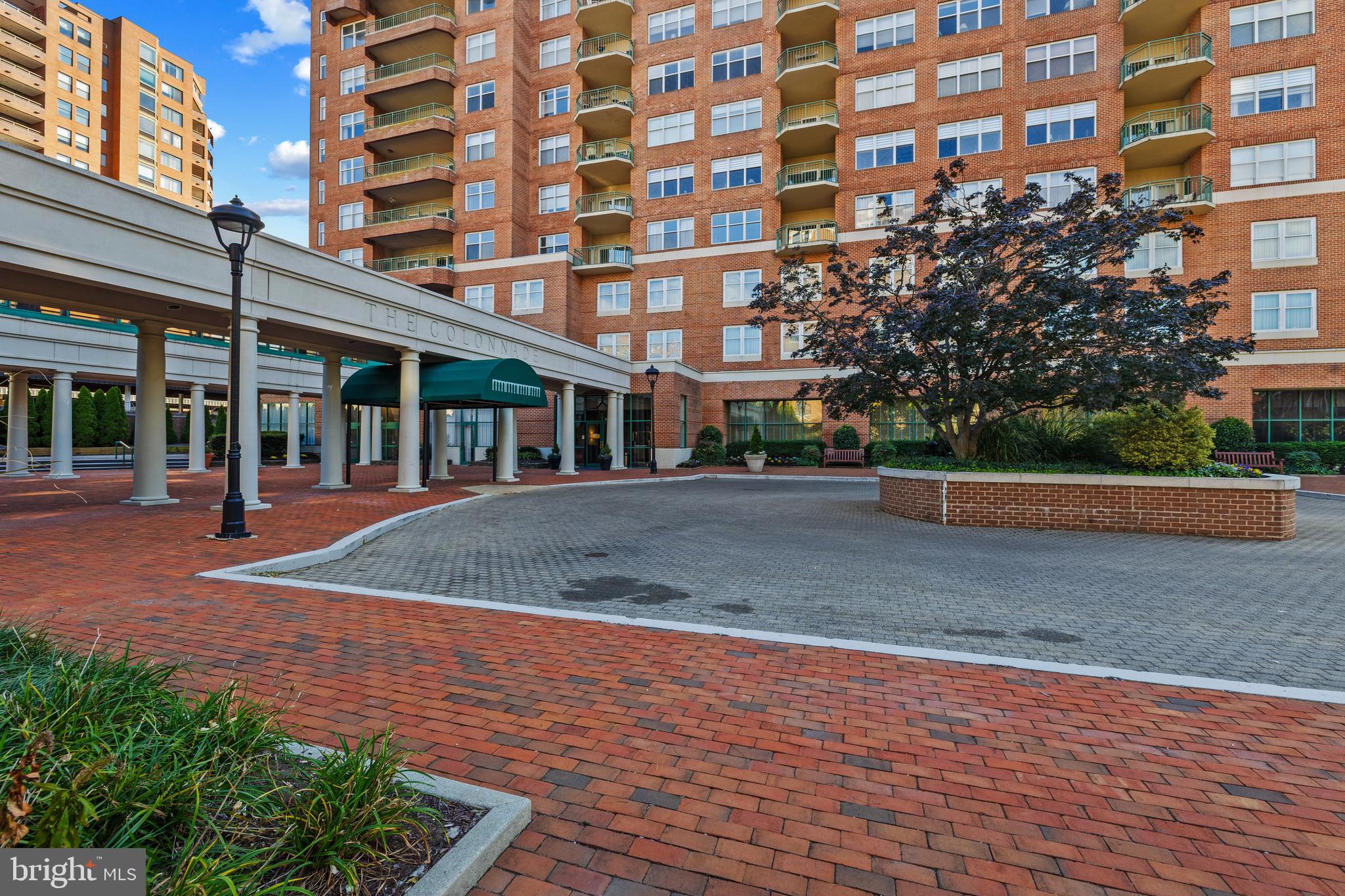 THE COLONNADE - Residential