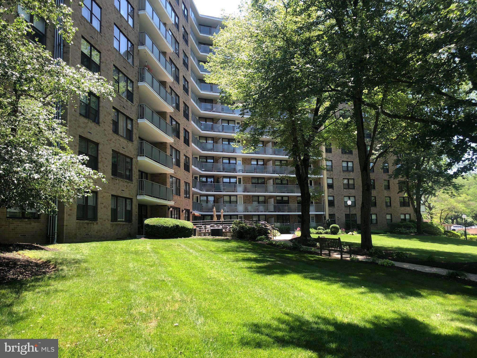 OAK HILL - Residential