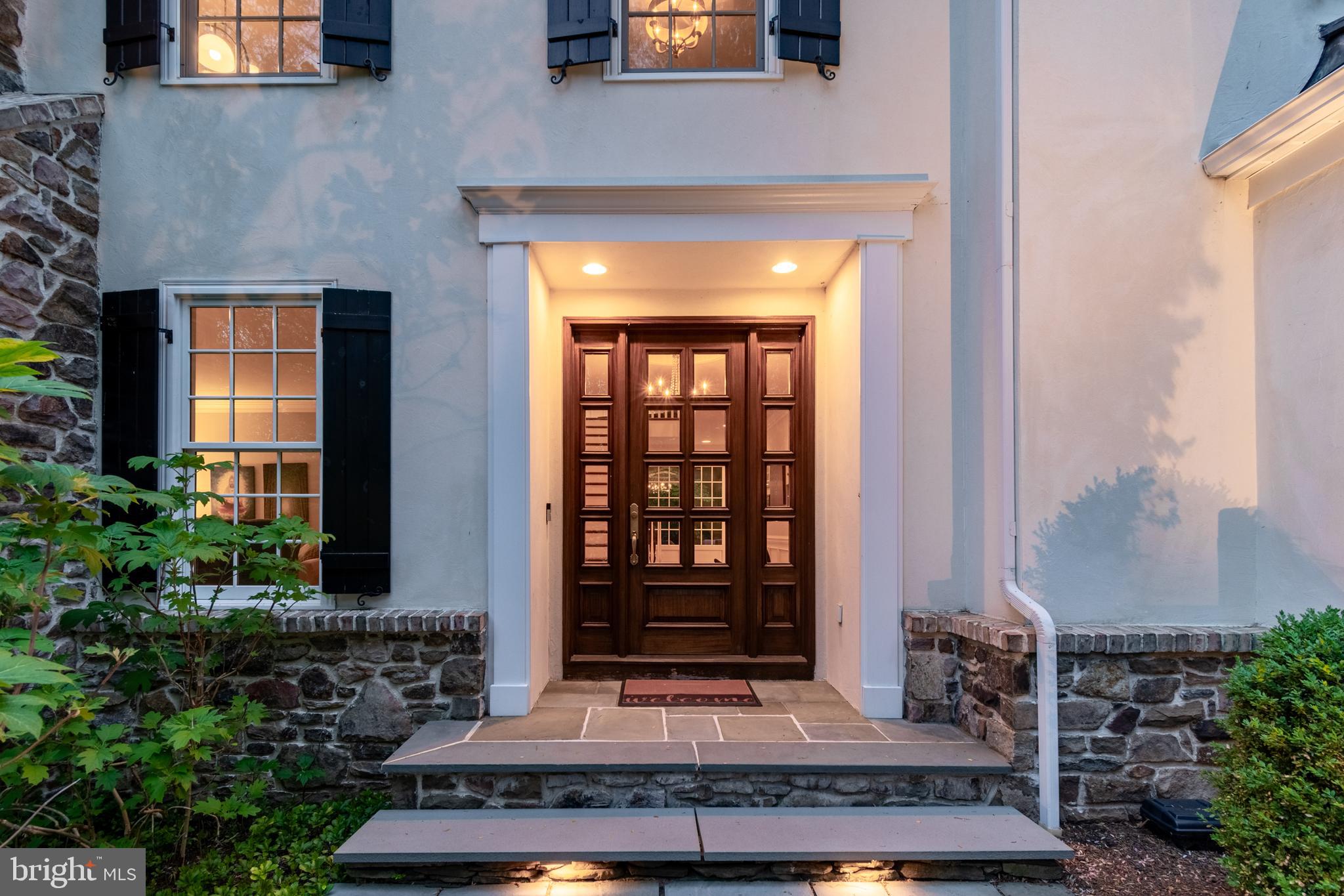 STONE MOUNT @ JERI - Residential