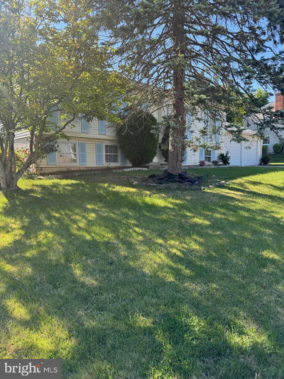 CRESTBROOK - Residential