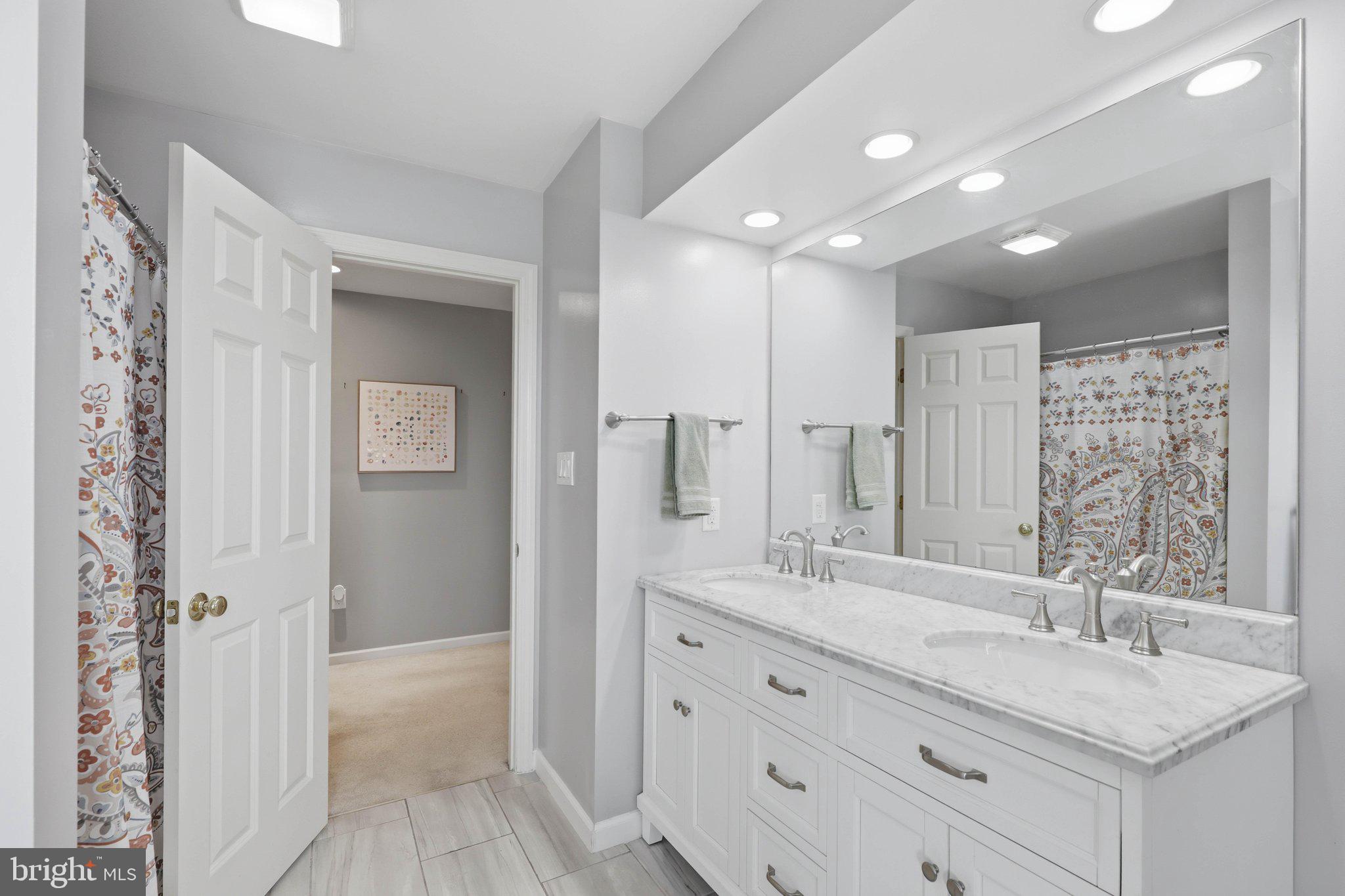 EAGLE HEIGHTS - Residential