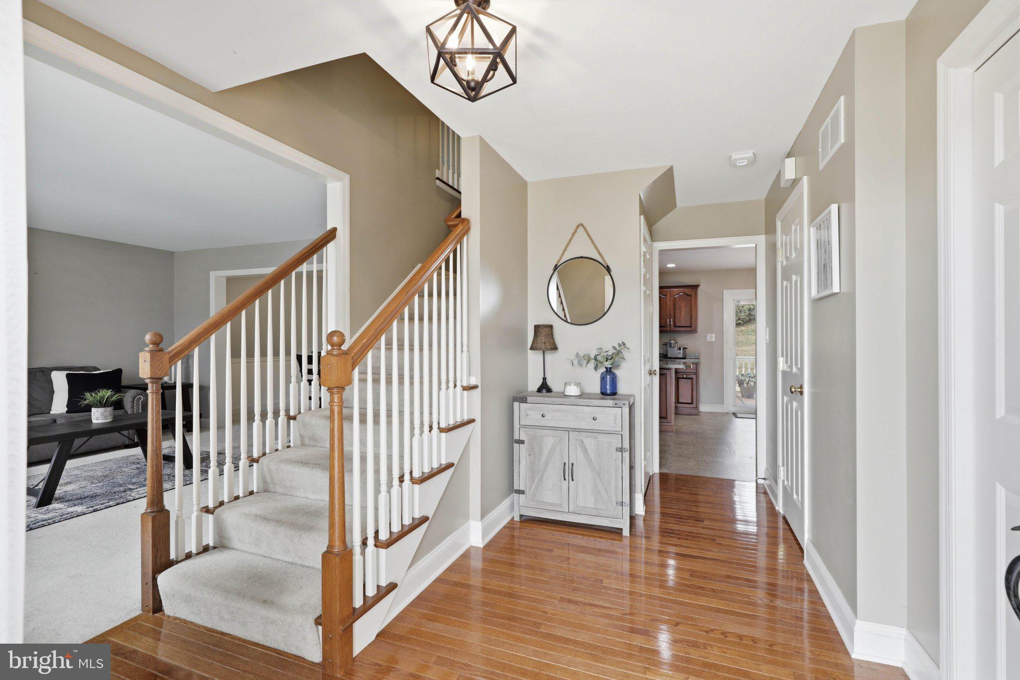 EAGLE HEIGHTS - Residential