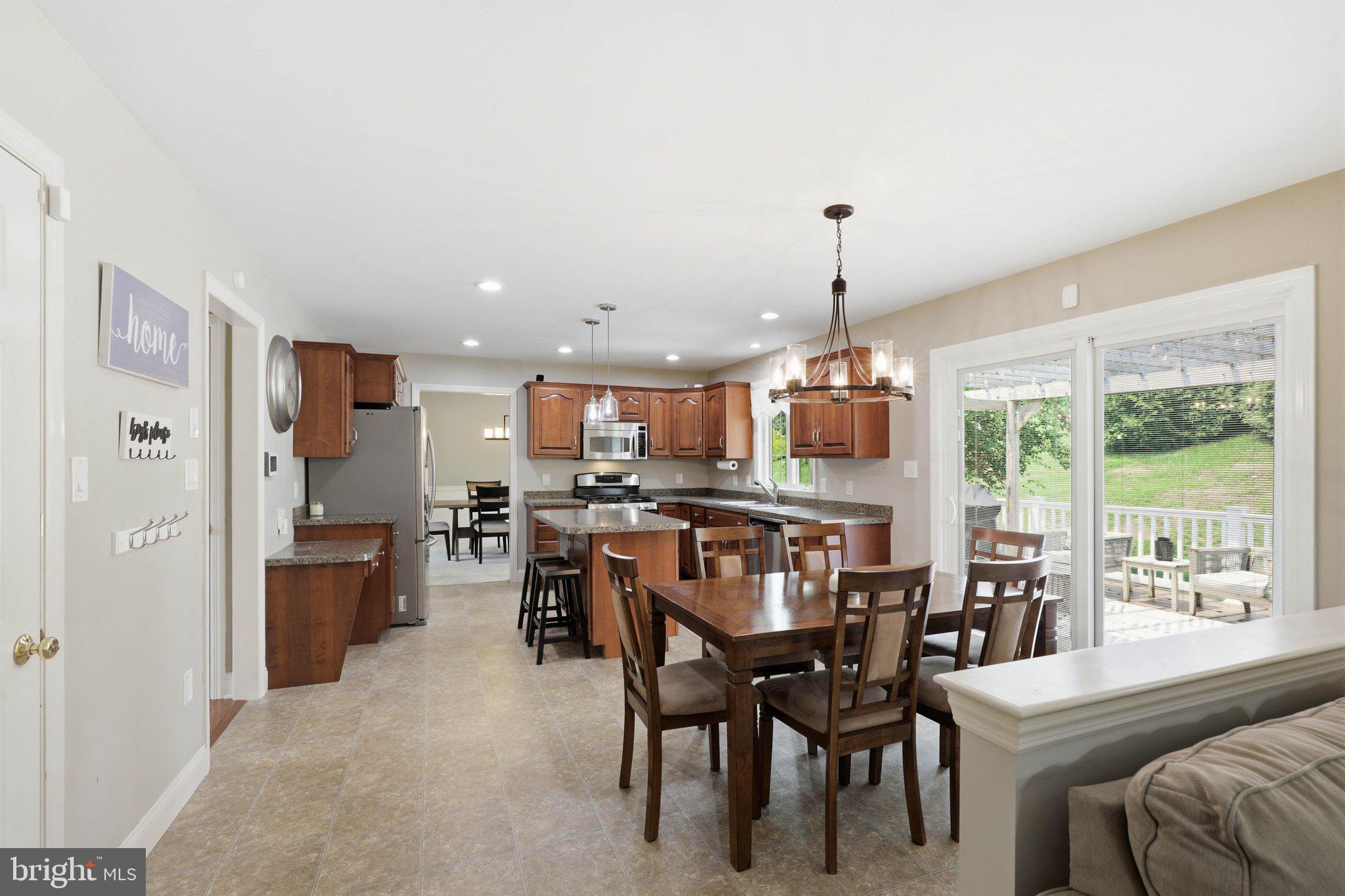 EAGLE HEIGHTS - Residential