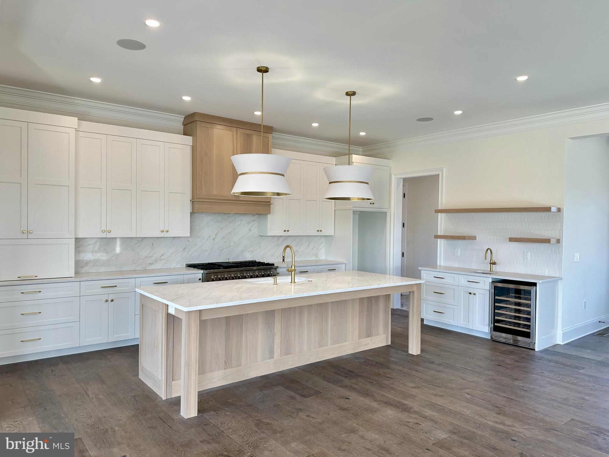 BROOKLAWN - Residential