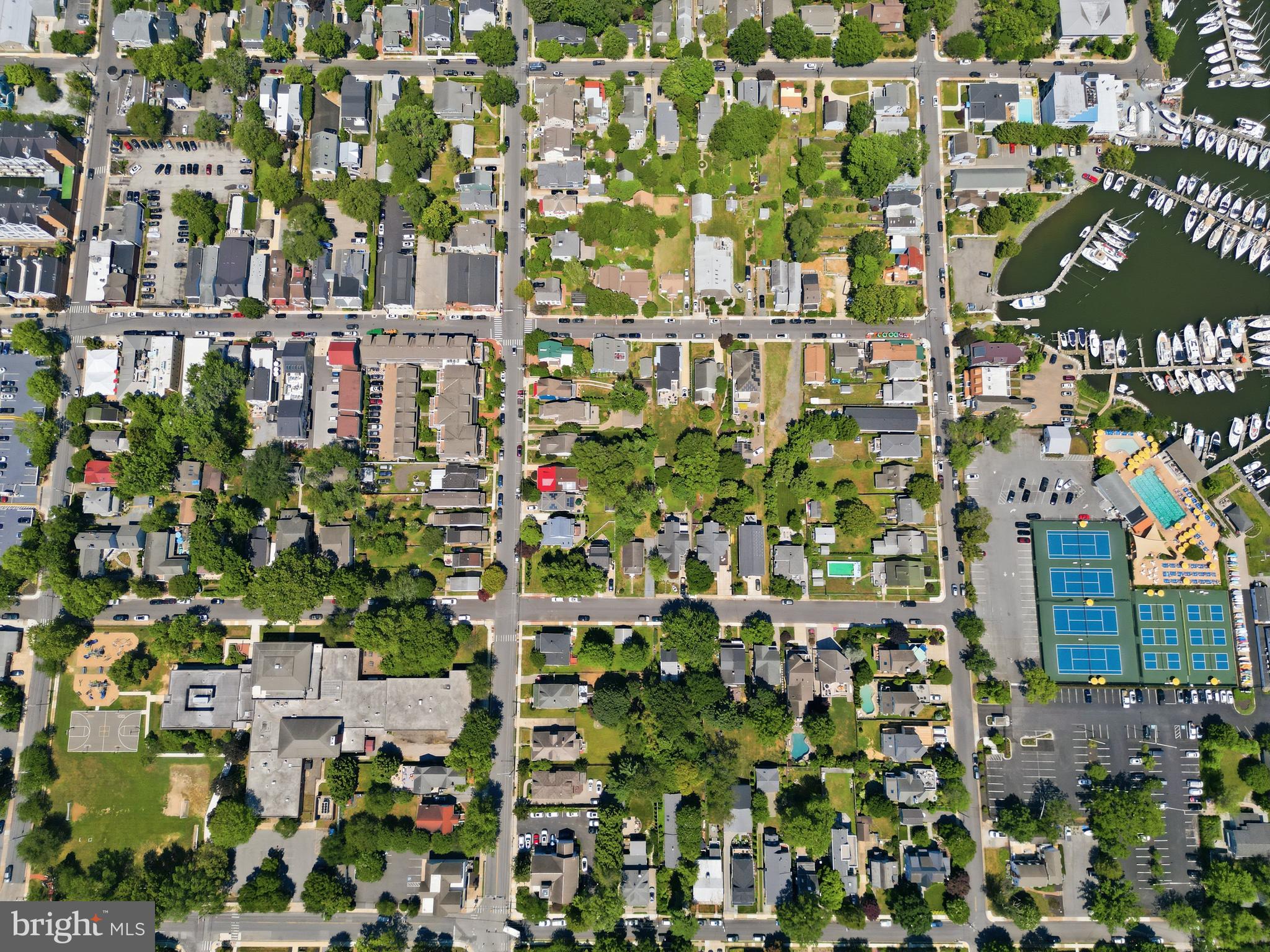 EASTPORT - Residential
