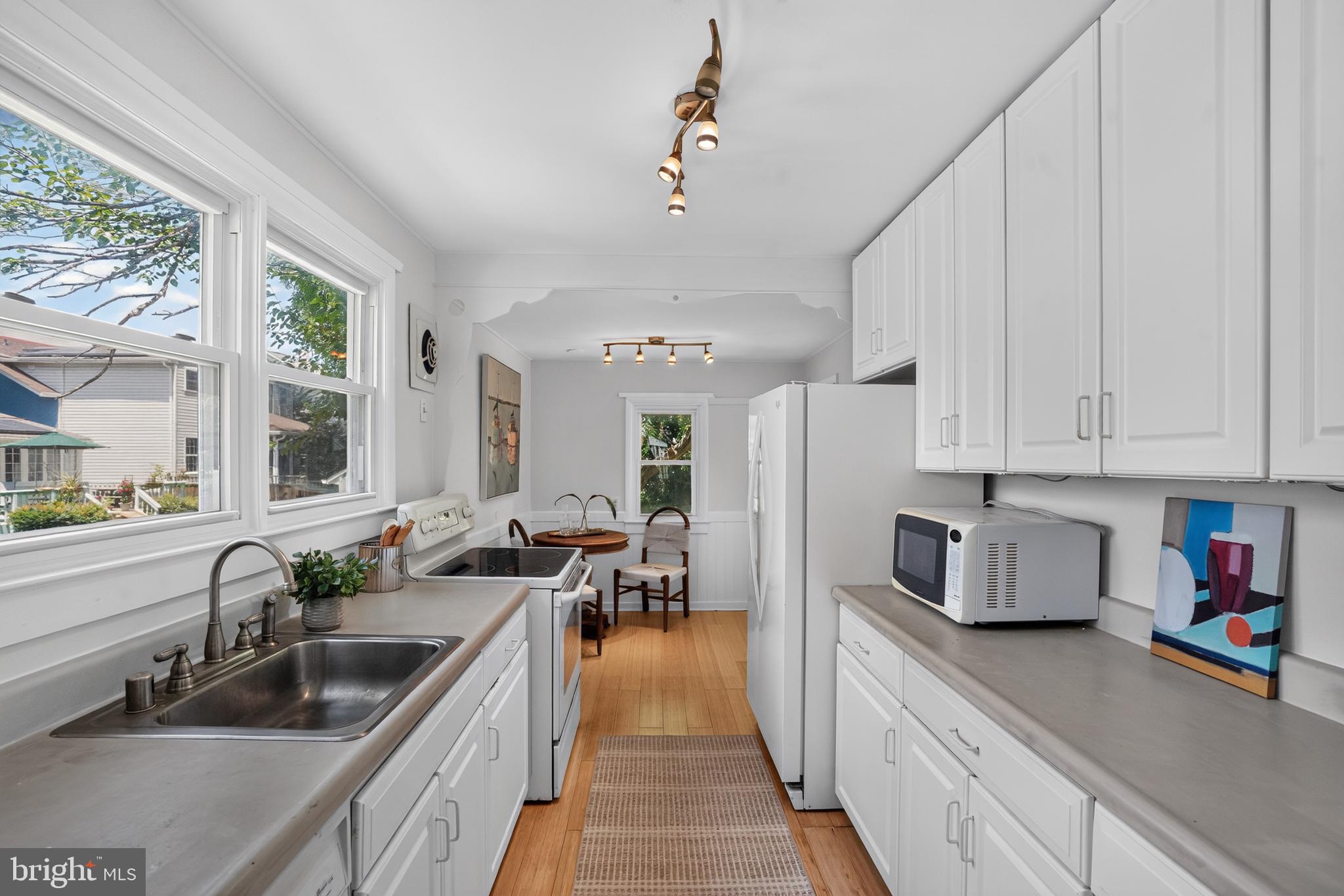 EASTPORT - Residential