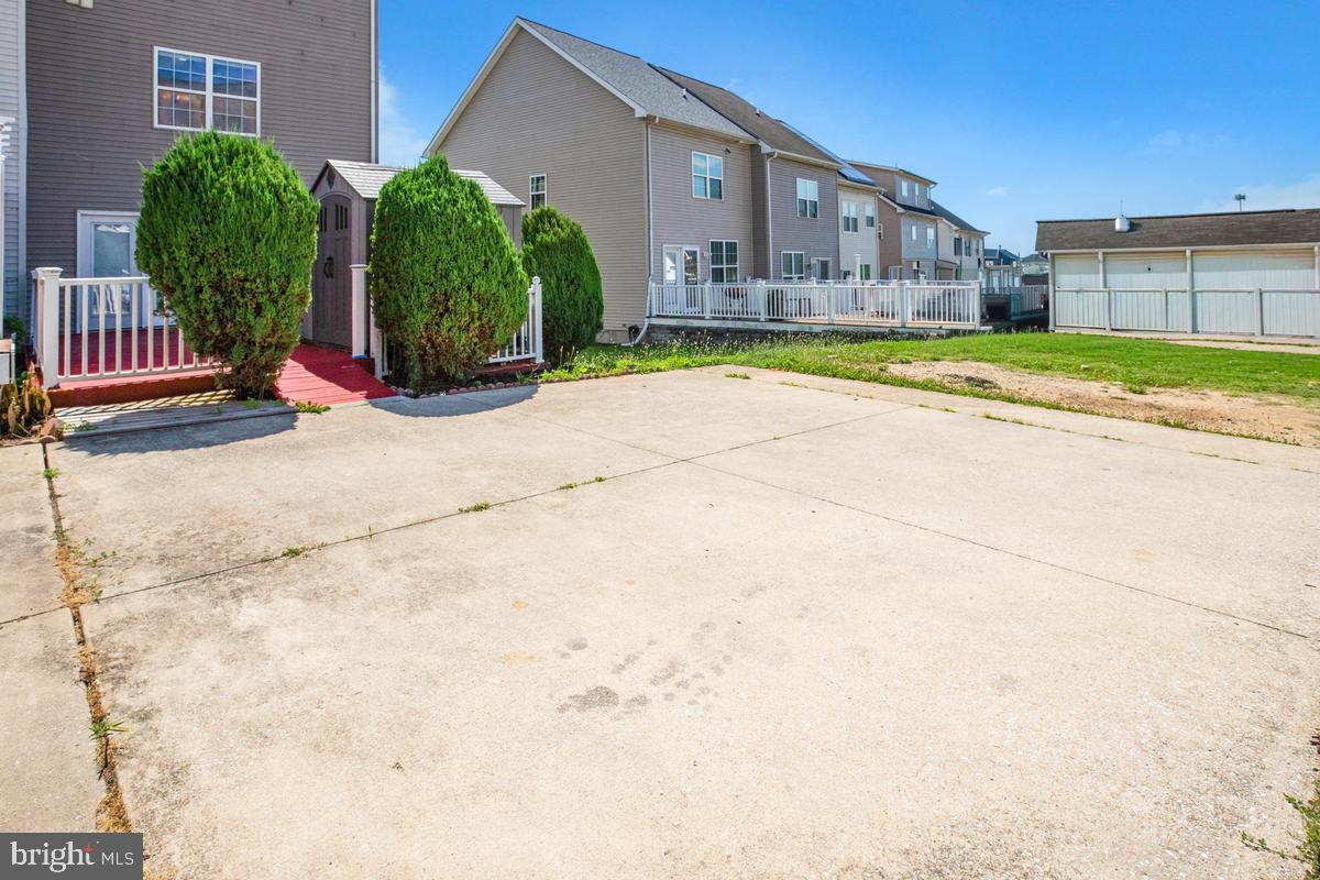 FRANKFORD ESTATES - Residential