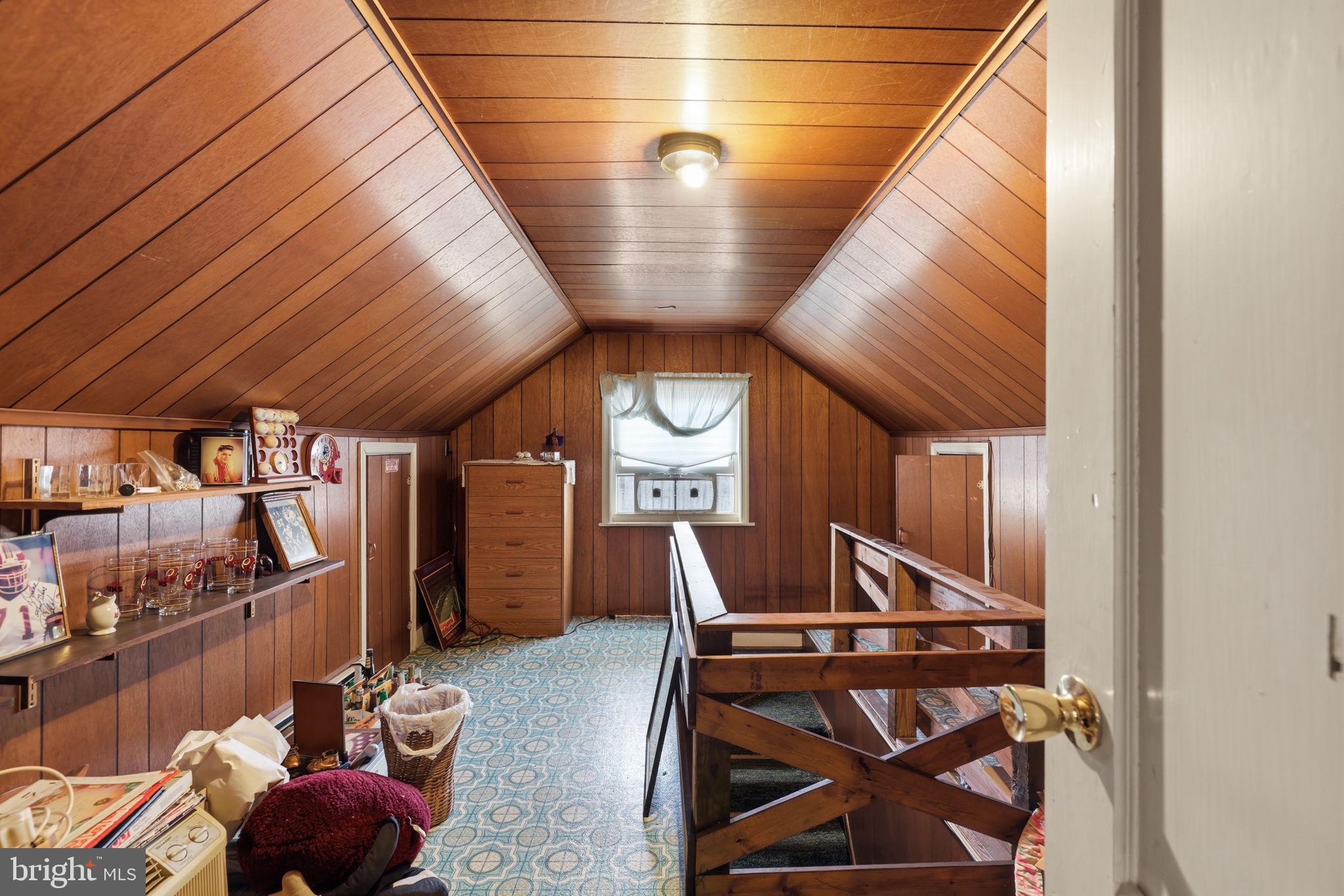 FALLS CHURCH - Residential
