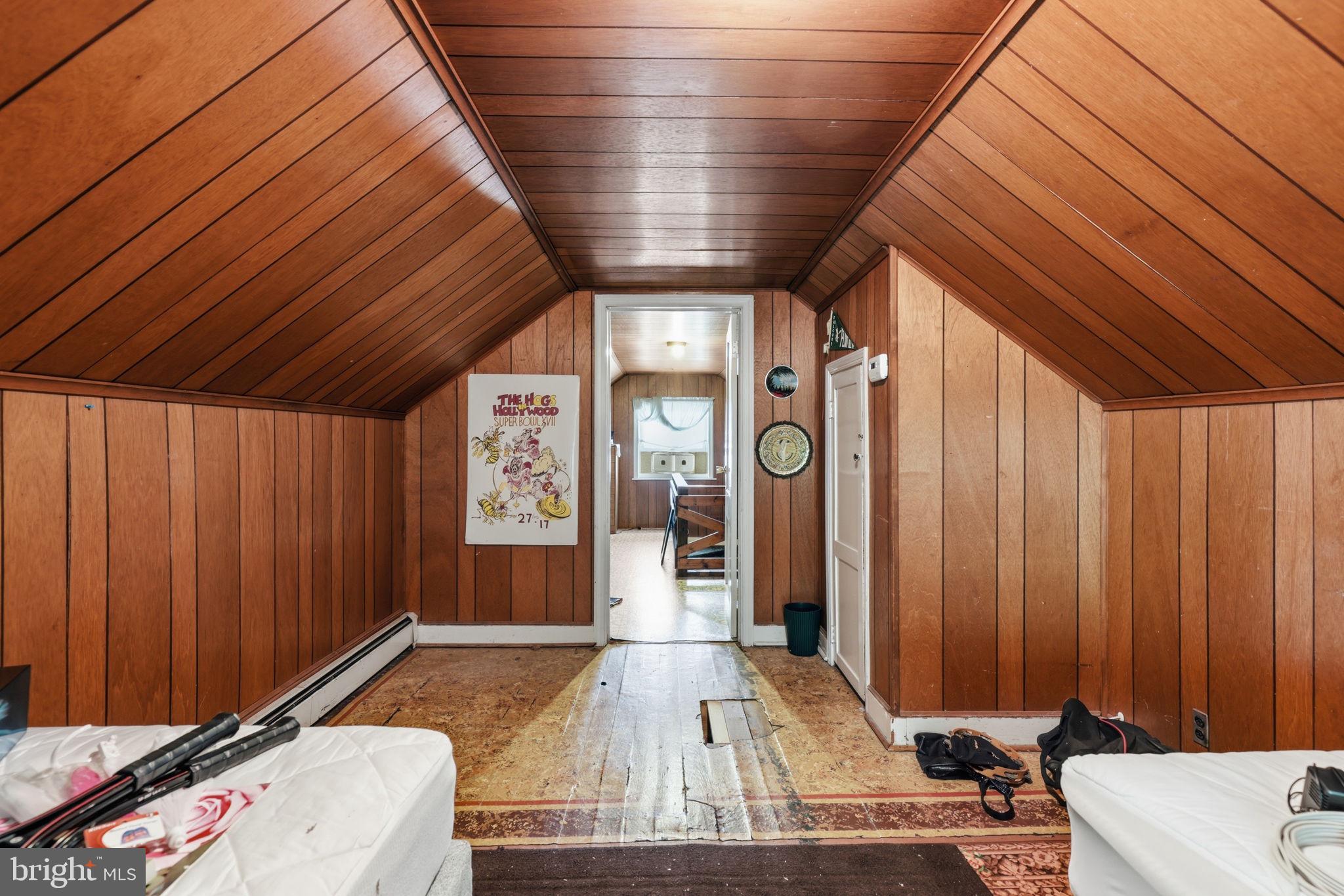FALLS CHURCH - Residential