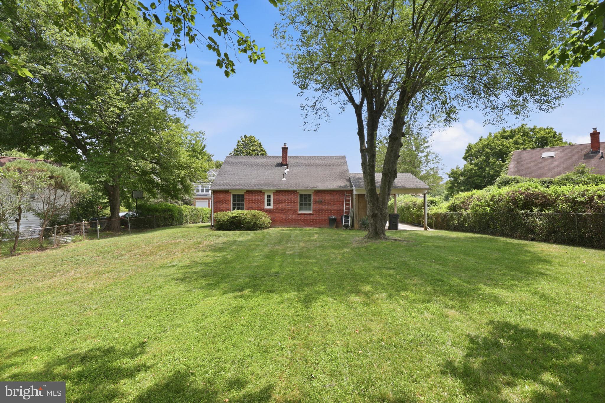 FALLS CHURCH - Residential