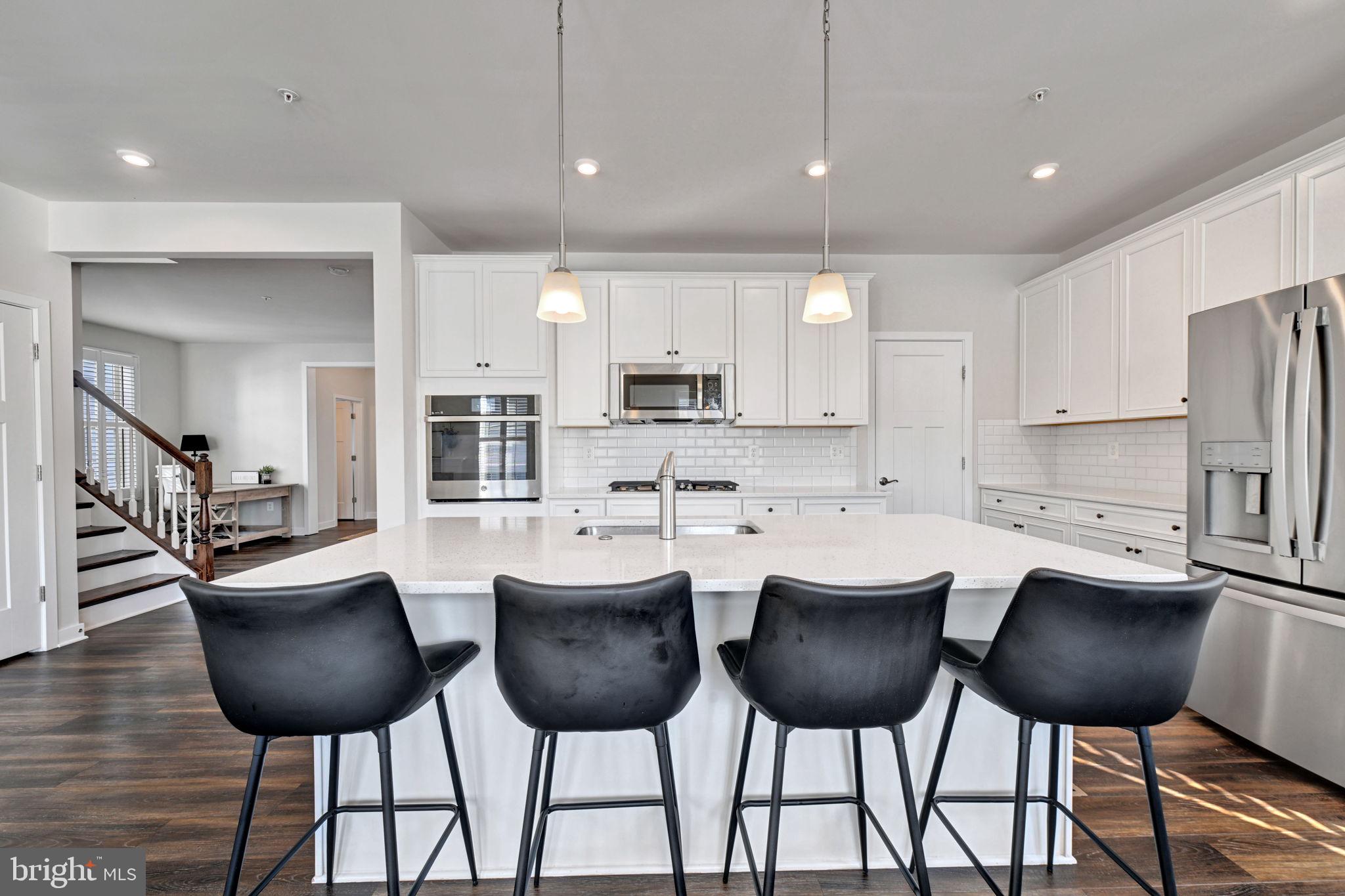 TWO RIVERS - Residential