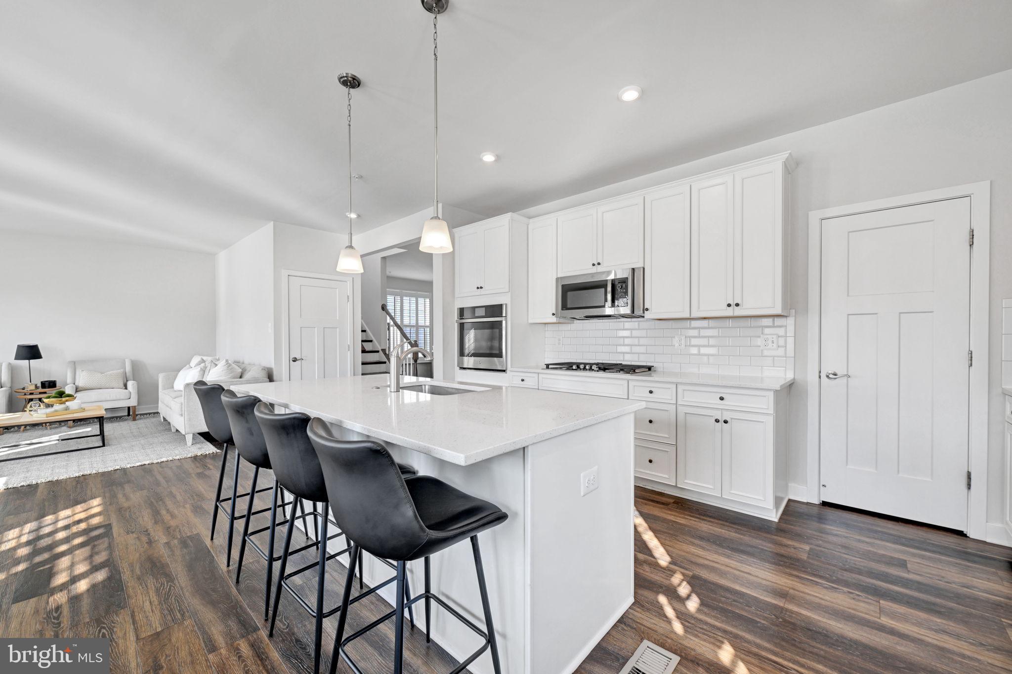 TWO RIVERS - Residential