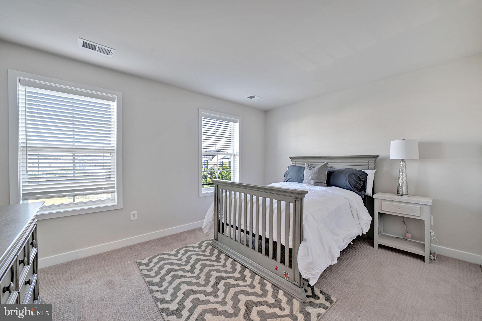 TWO RIVERS - Residential