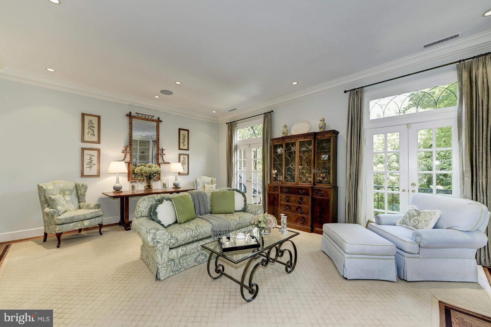 GEORGETOWN - Residential