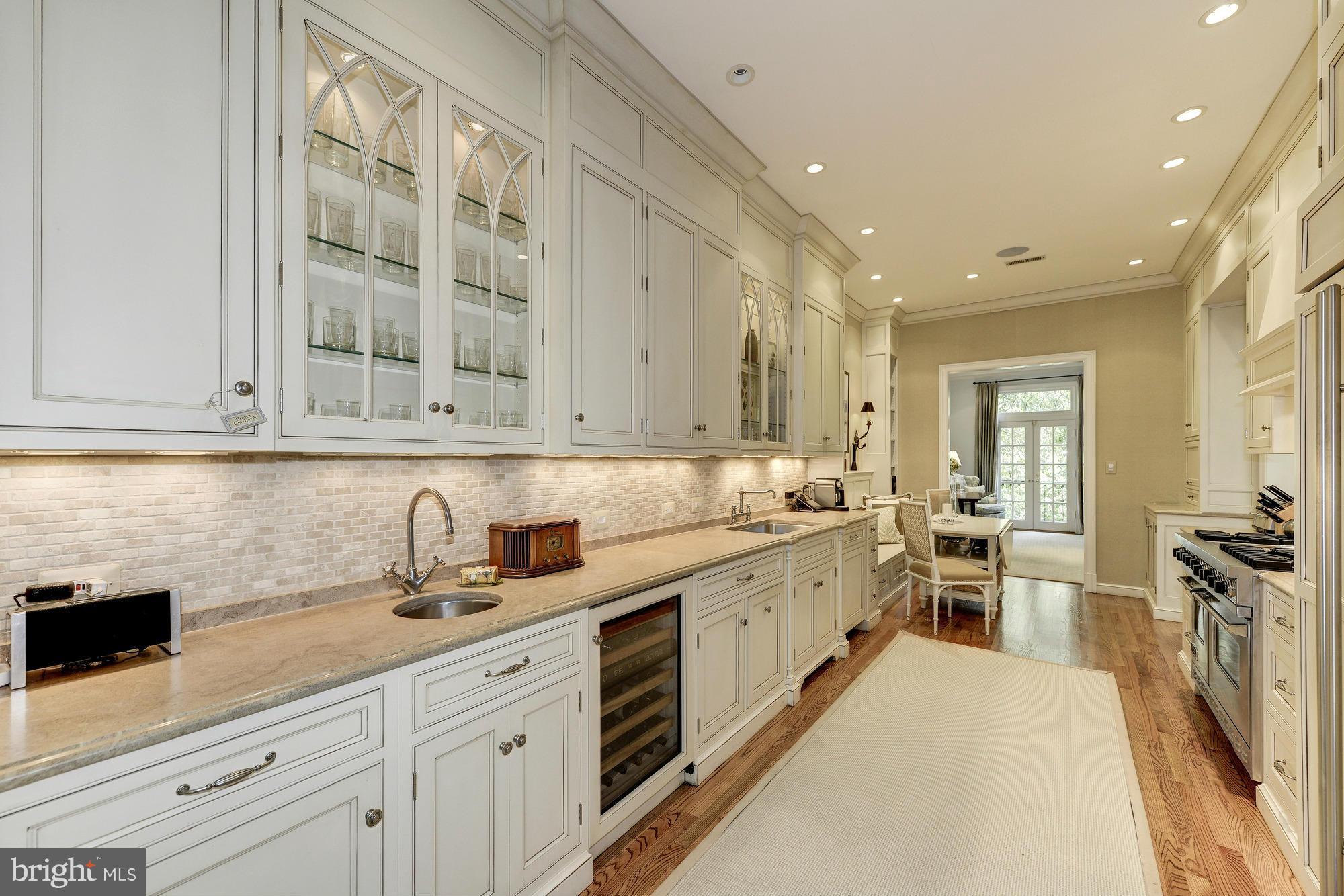 GEORGETOWN - Residential