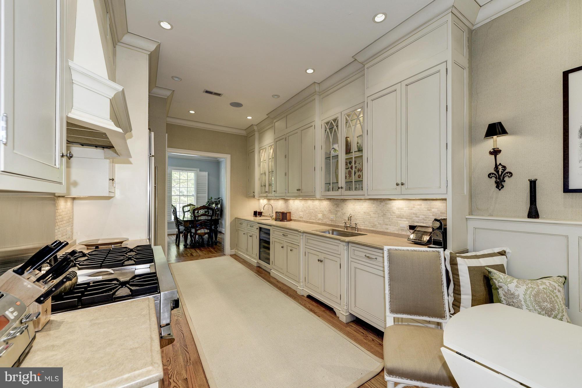 GEORGETOWN - Residential