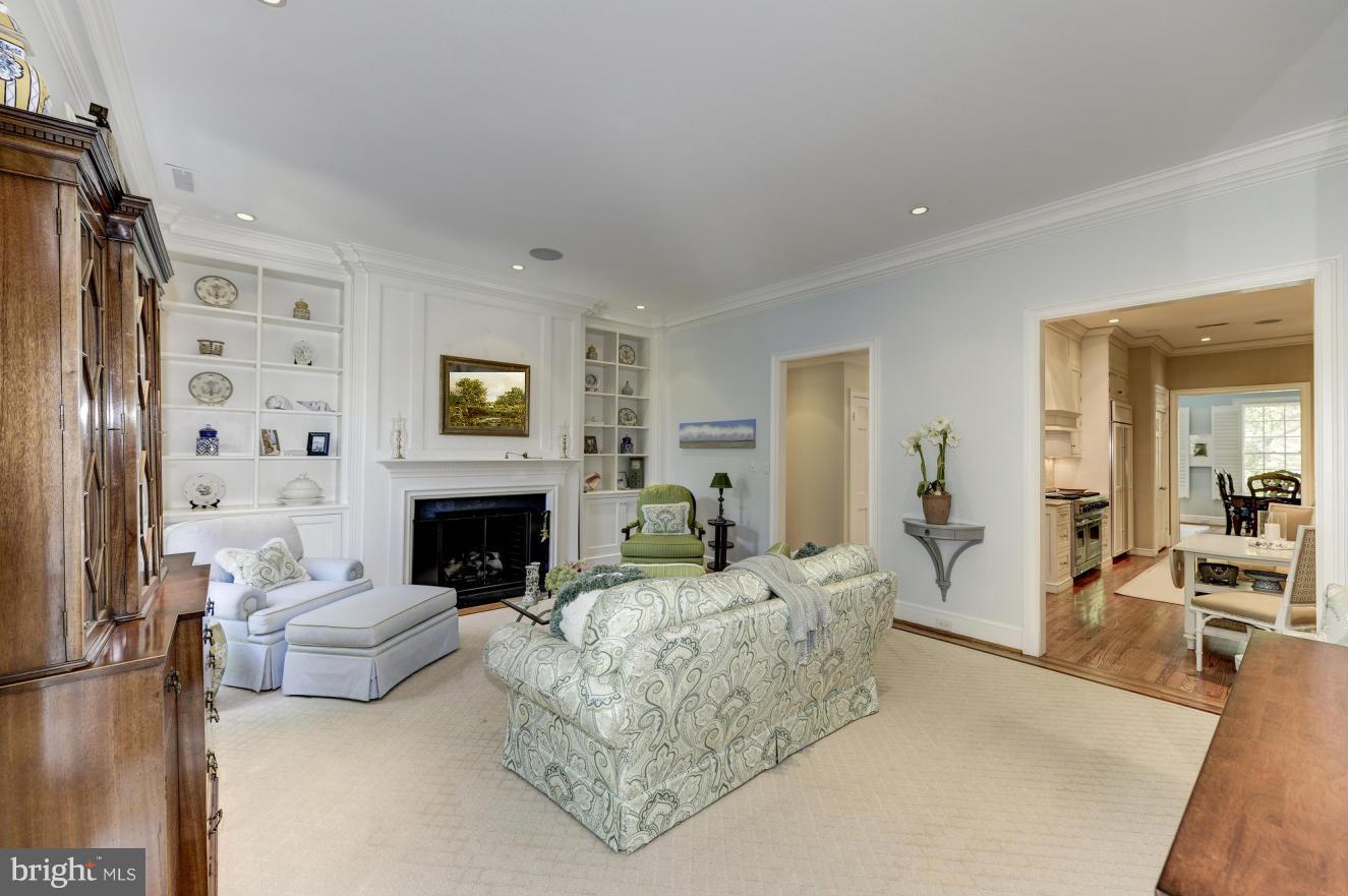 GEORGETOWN - Residential