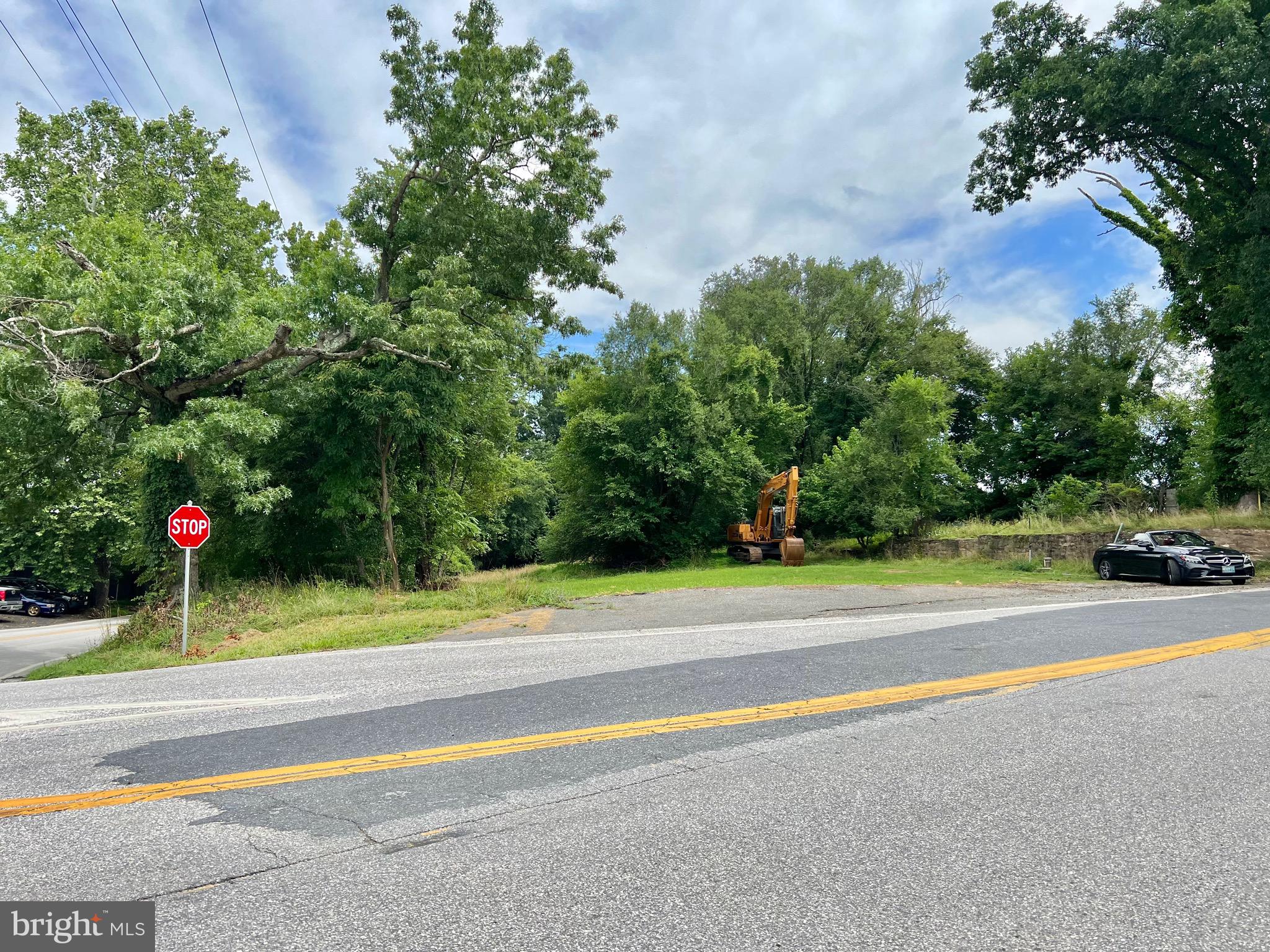 DAISY HILL ESTATES - Commercial Sale