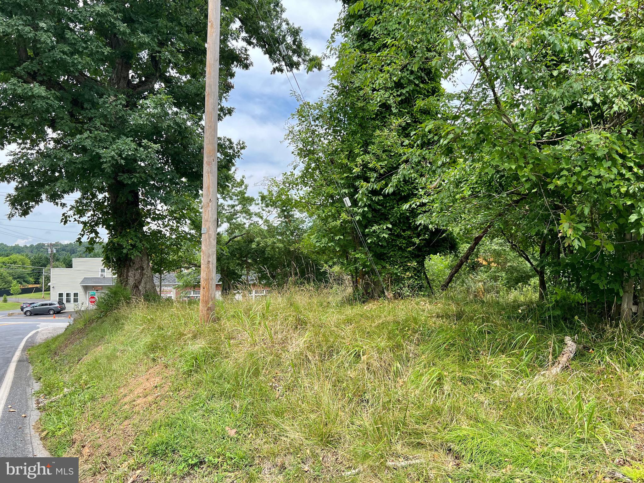 DAISY HILL ESTATES - Commercial Sale