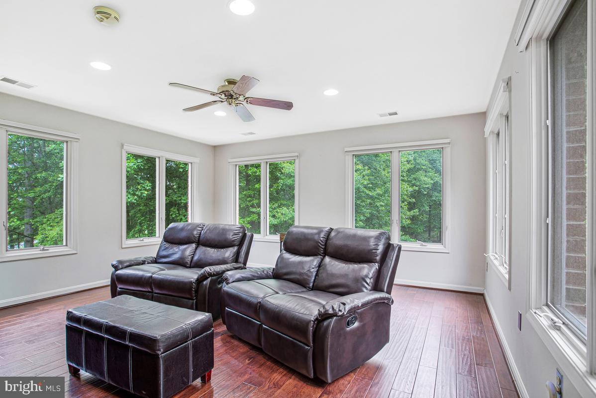 BRIERLY - Residential