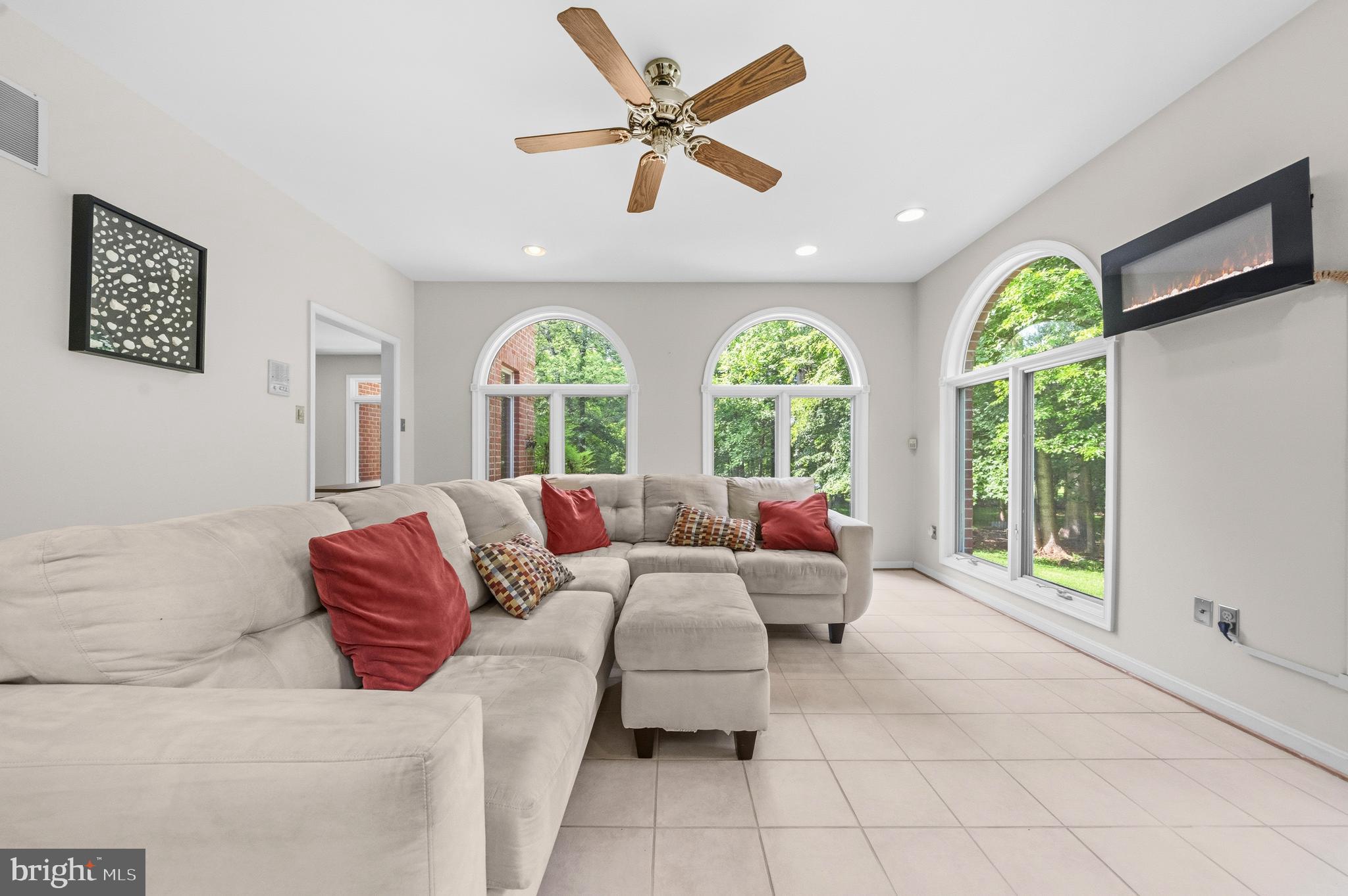 BRIERLY - Residential