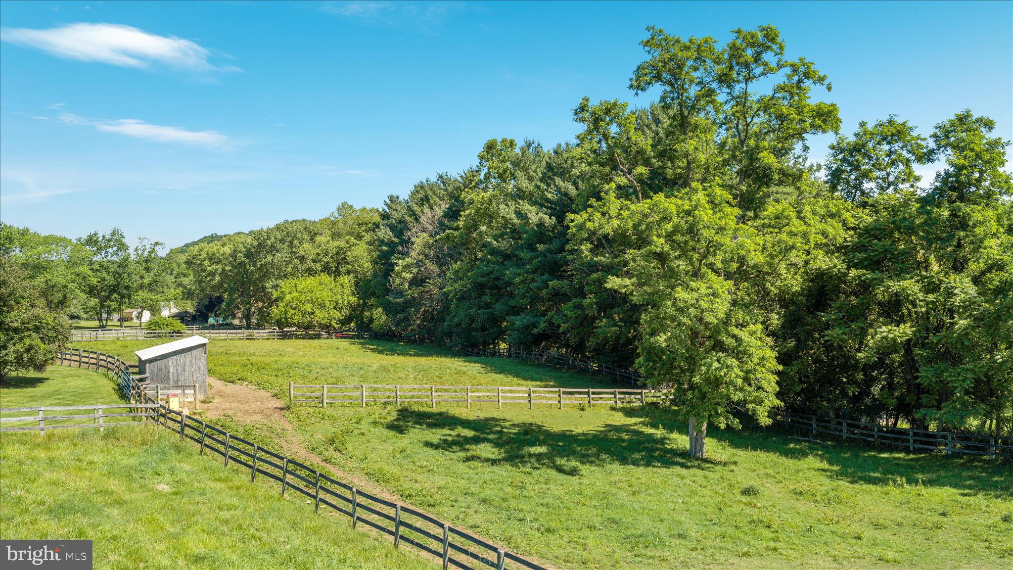 AVON BEND - Residential