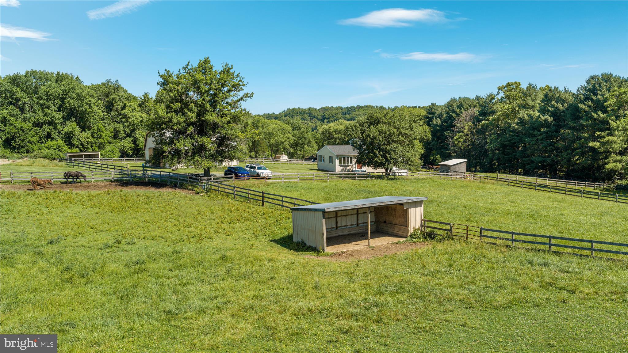 AVON BEND - Residential