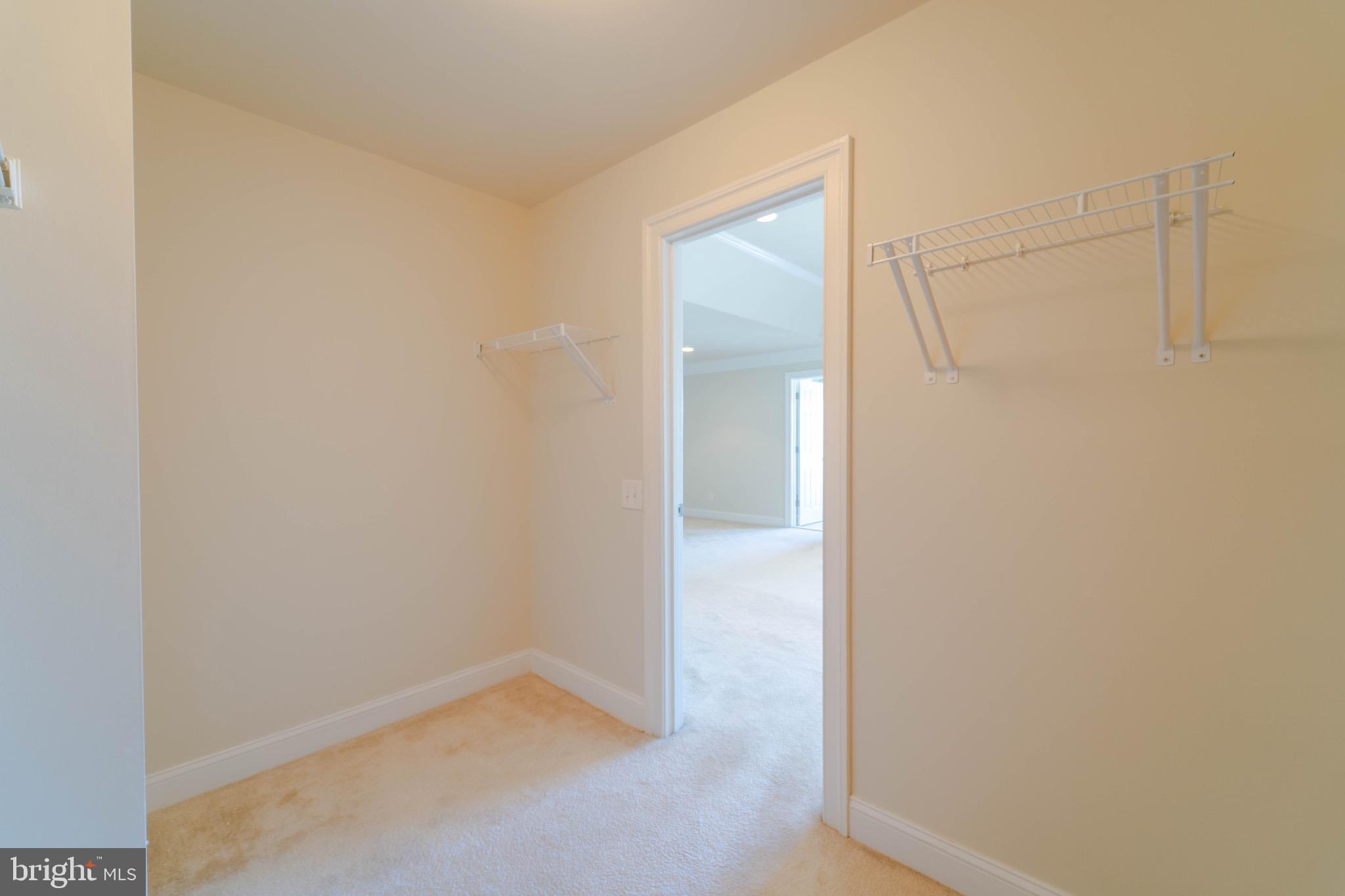 CHANTILLY - Residential Lease
