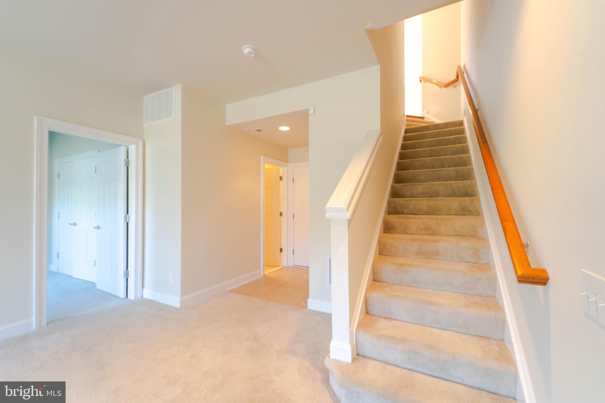 CHANTILLY - Residential Lease