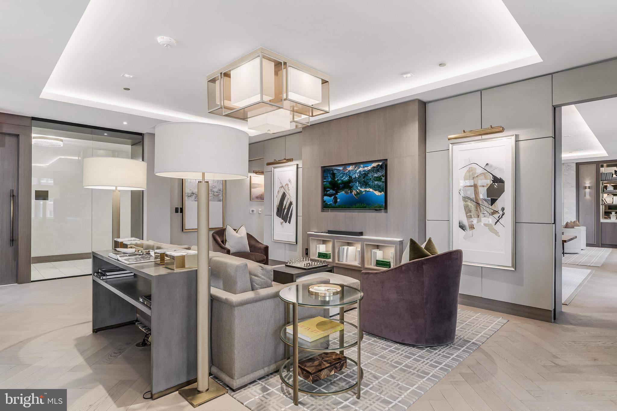 CHEVY CHASE - Residential