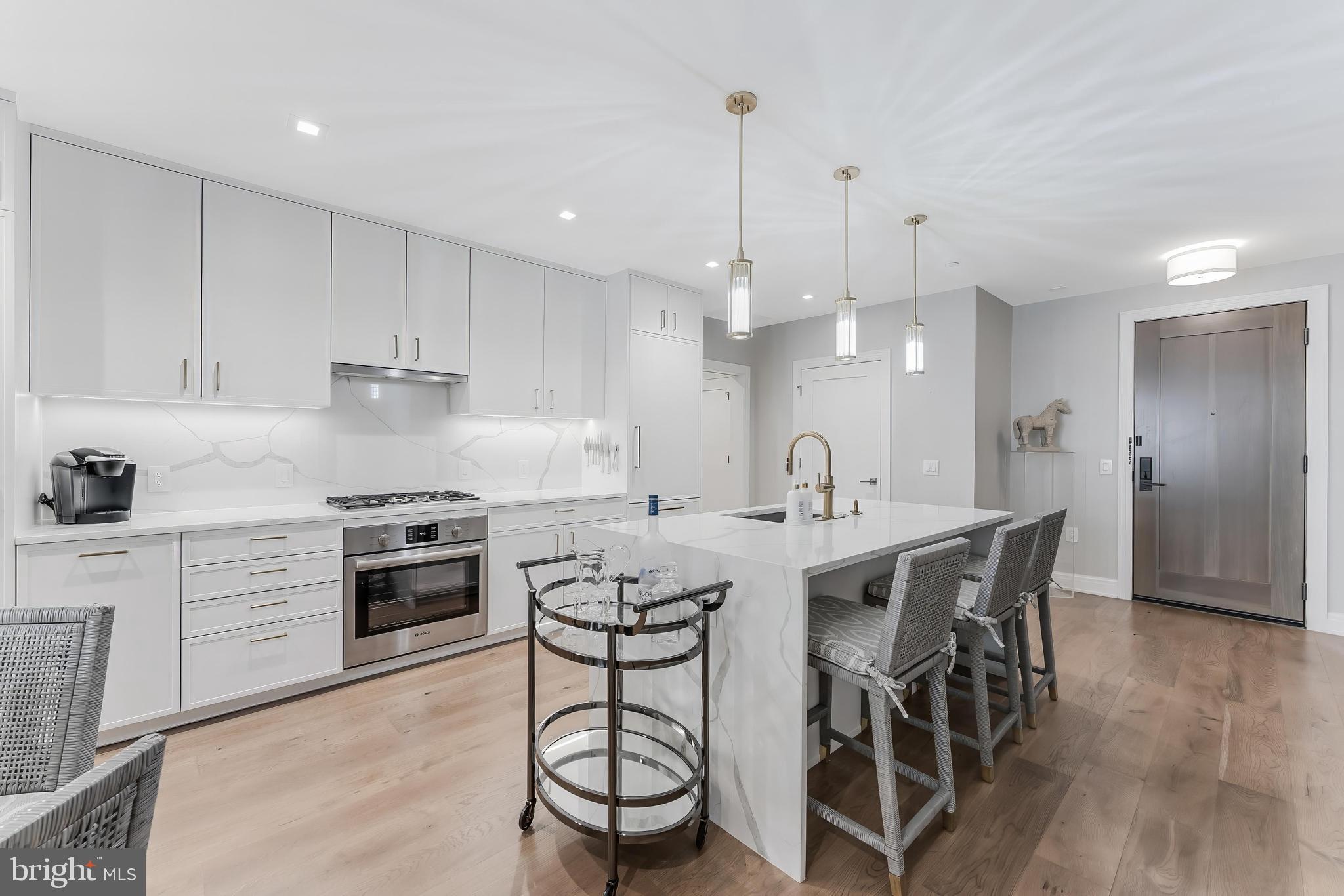CHEVY CHASE - Residential