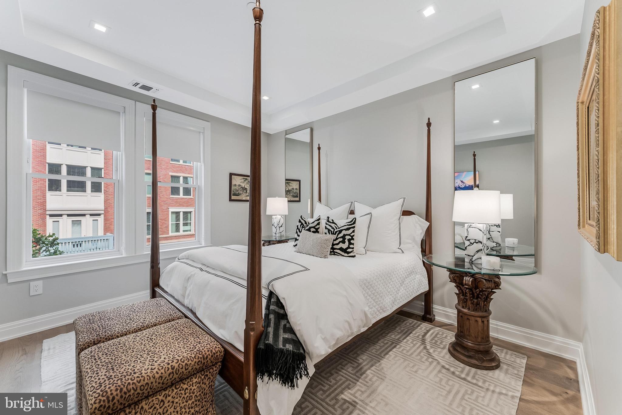 CHEVY CHASE - Residential
